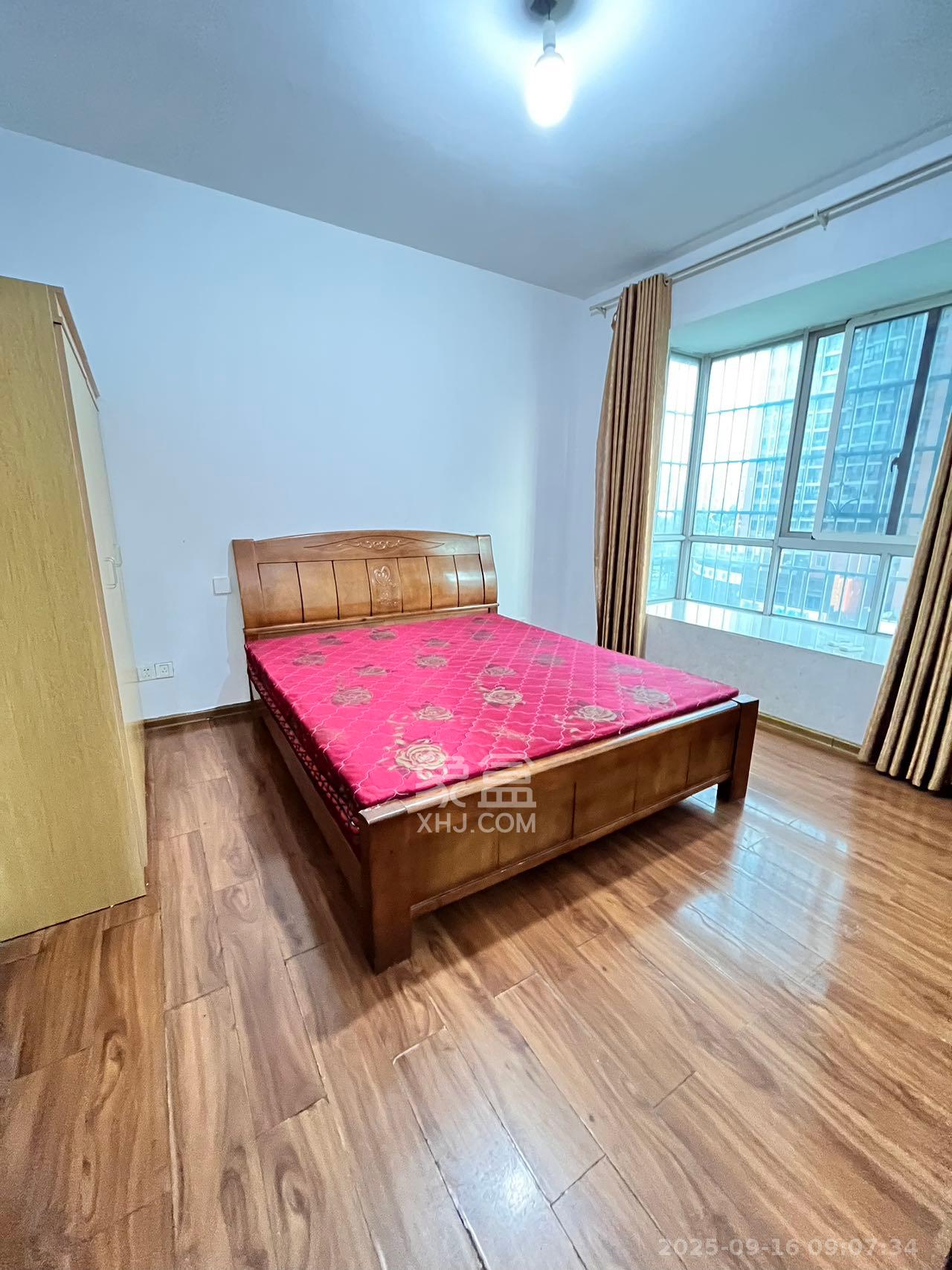 桃阳小区高层低层（安置小区）  3室2厅2卫    1700.0元/月室内图