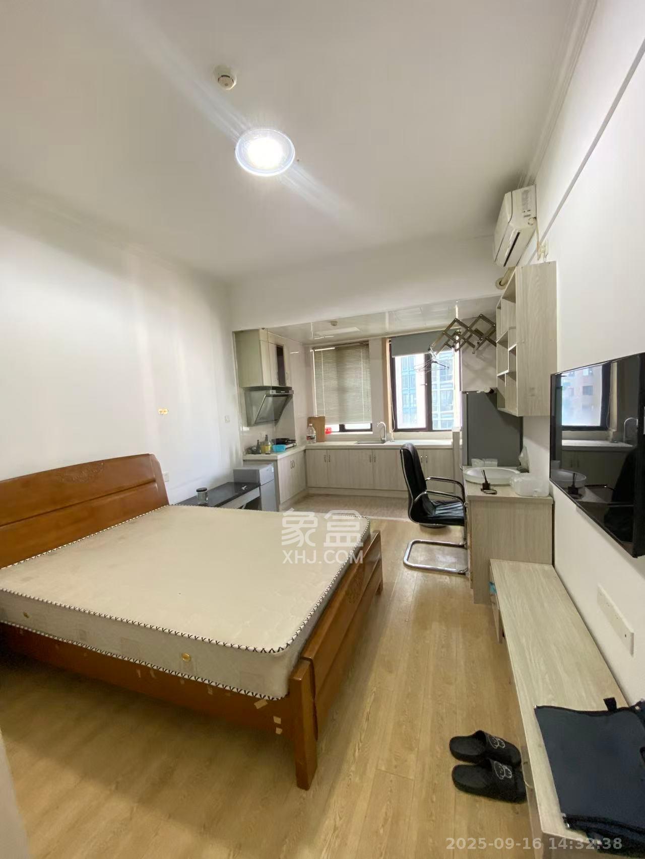 长房天翼未来城 1室1厅1卫 1500.0元/月 长房天翼未来城 1室1厅1卫 1500.0元/月室内图