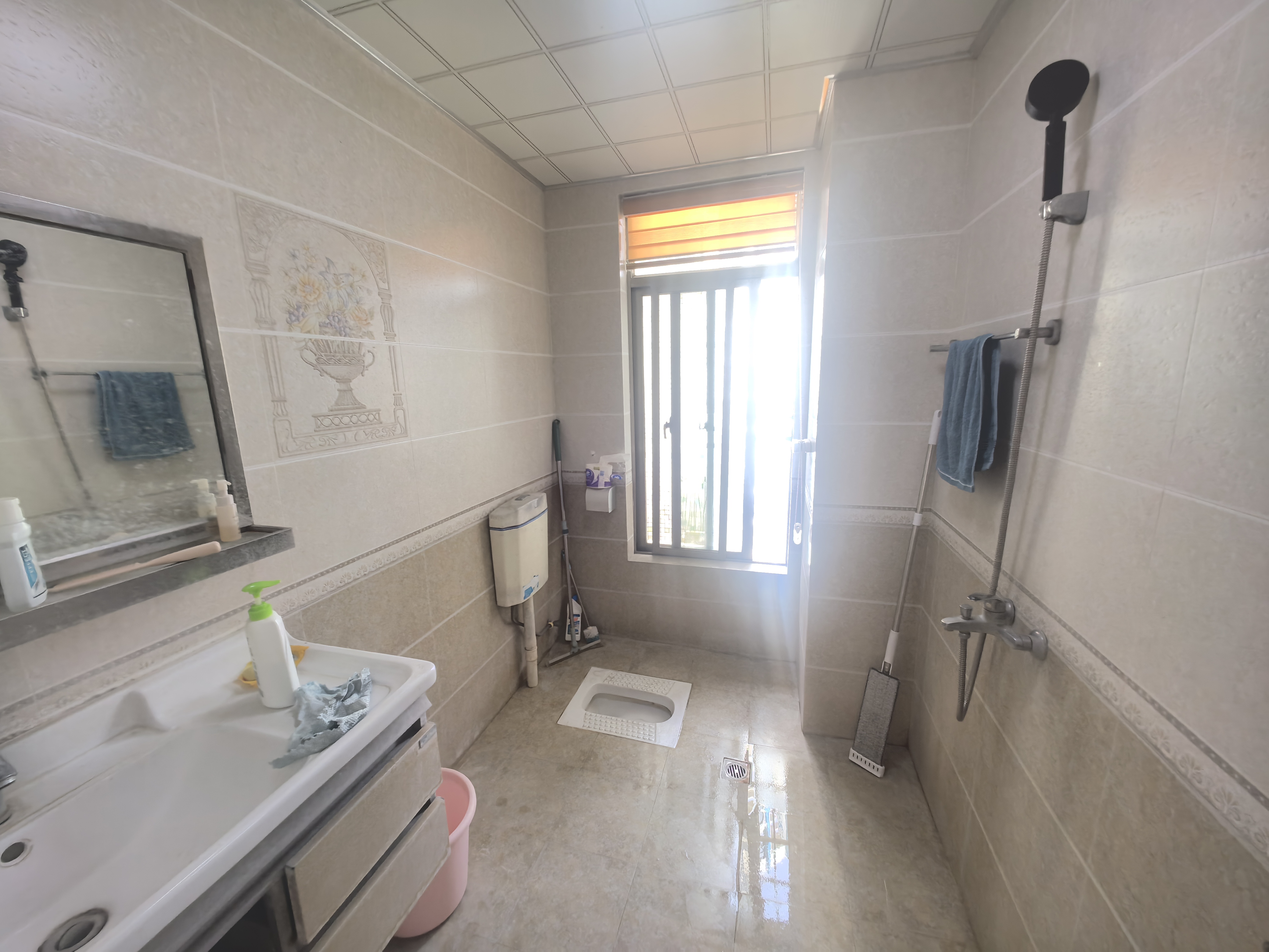 桂名园  2室2厅1卫    2500.0元/月室内图