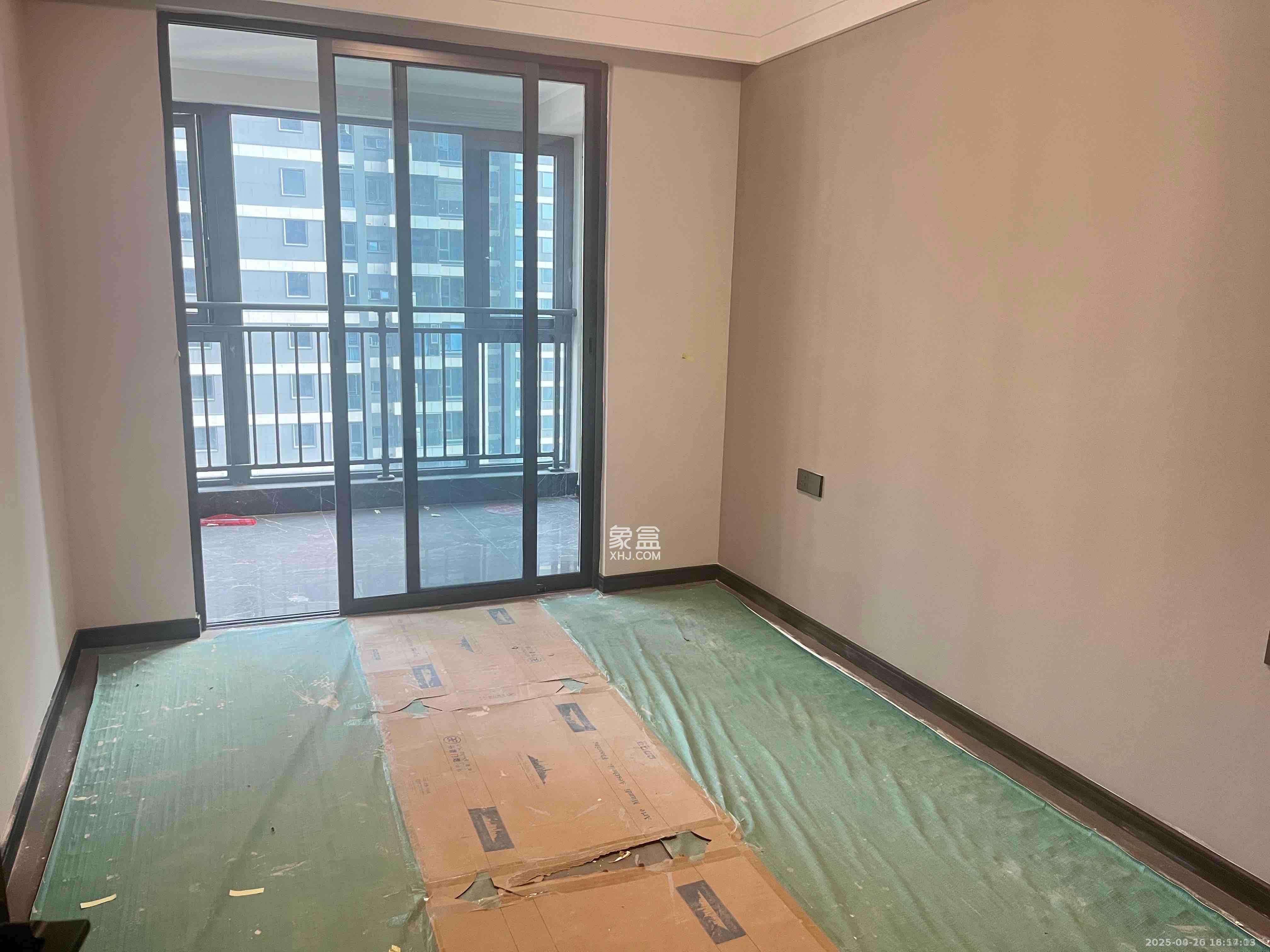 绿地麓云国际一期 5室2厅3卫 5500.0元/月 绿地麓云国际一期 5室2厅3卫 5500.0元/月室内图