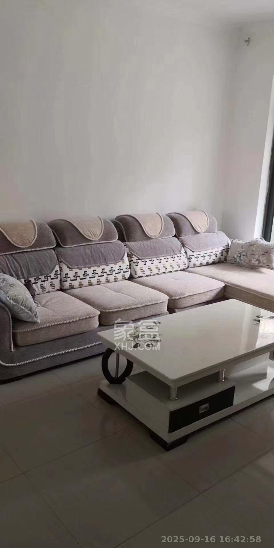 恒基凯旋门一二期 3室2厅1卫 1900.0元/月 恒基凯旋门一二期 3室2厅1卫 1900.0元/月室内图