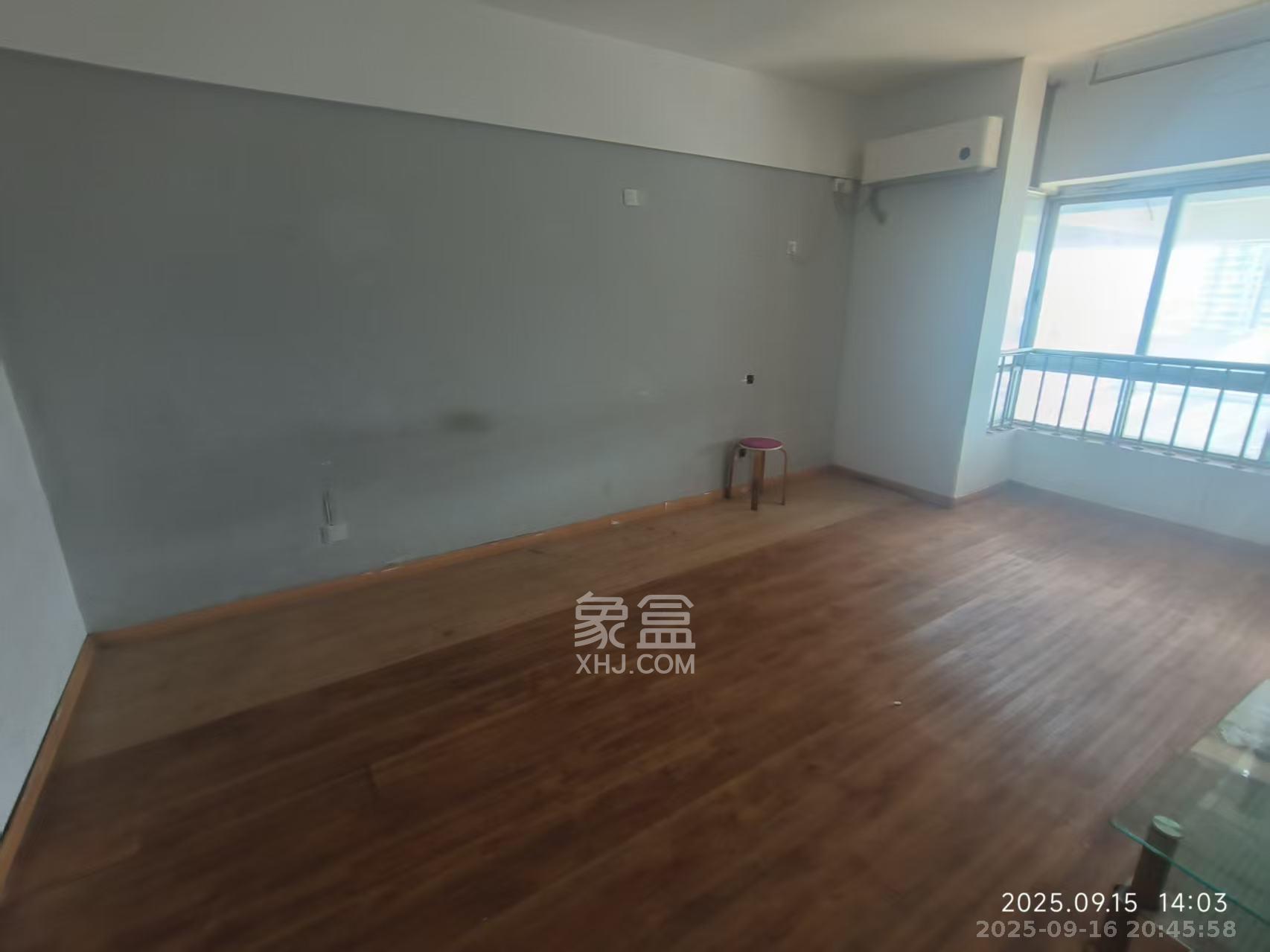 锦华时代 1室1厅1卫 1000.0元/月 锦华时代 1室1厅1卫 1000.0元/月室内图