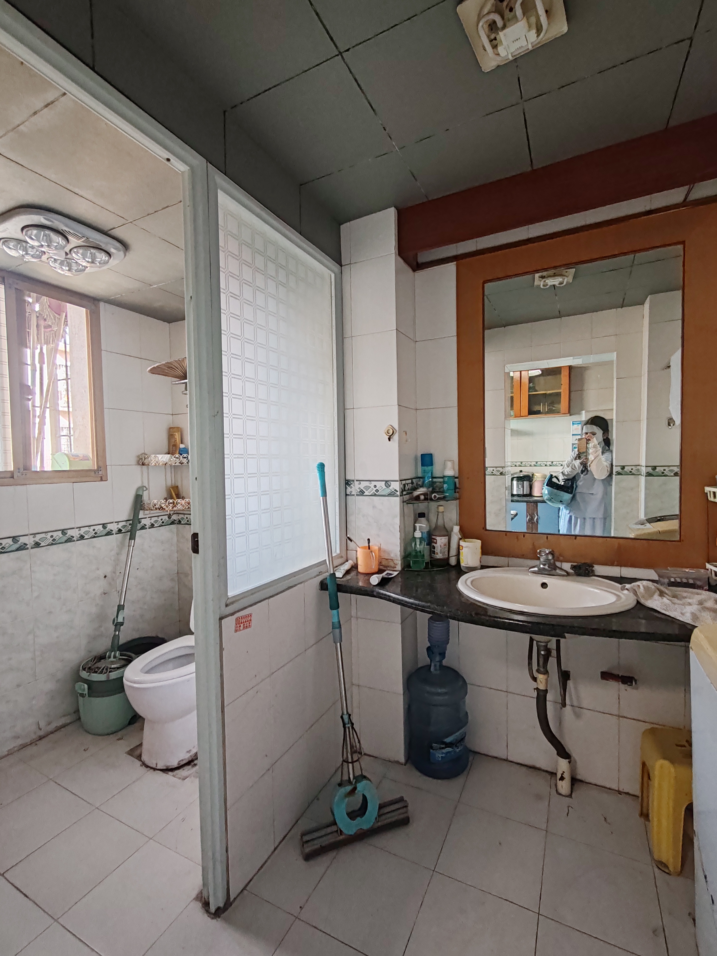 文苑小区 3室2厅1卫 56.8万 文苑小区 3室2厅1卫 56.8万客厅