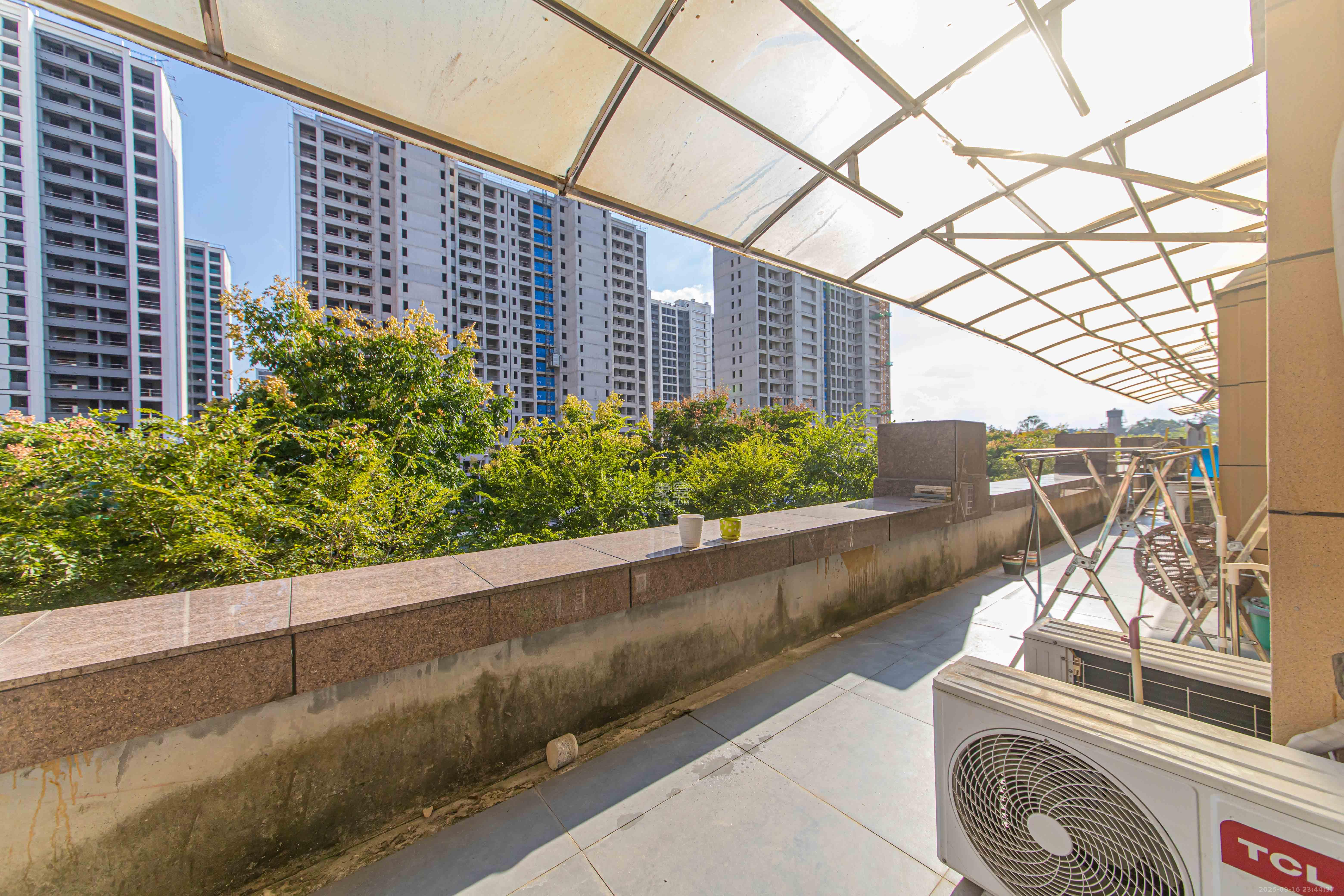 鑫远悦城(鑫远悦时代) 3室2厅1卫 85.0万 鑫远悦城(鑫远悦时代) 3室2厅1卫 85.0万阳台