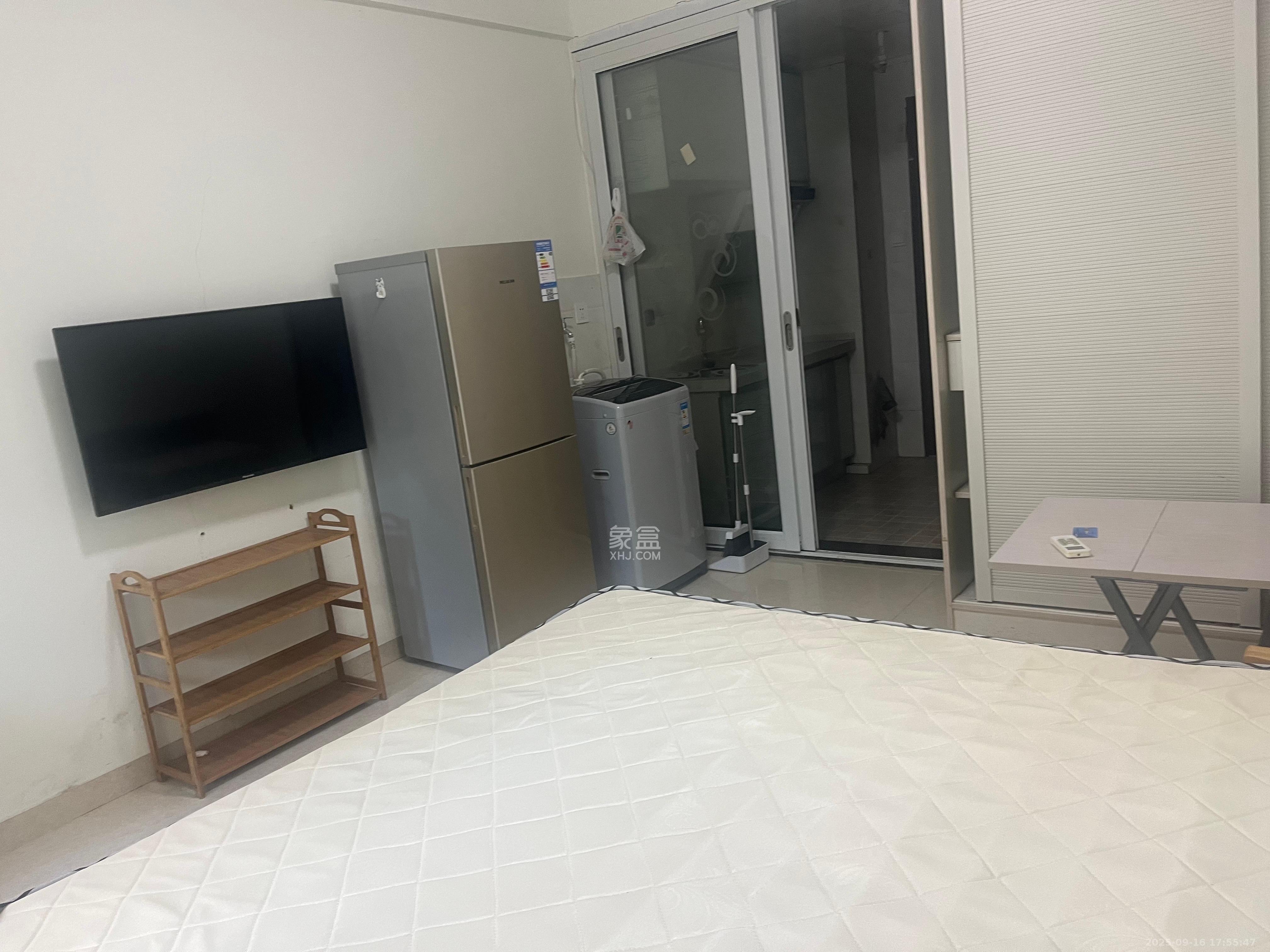 星城荣域 1室1厅1卫 1200.0元/月 星城荣域 1室1厅1卫 1200.0元/月室内图