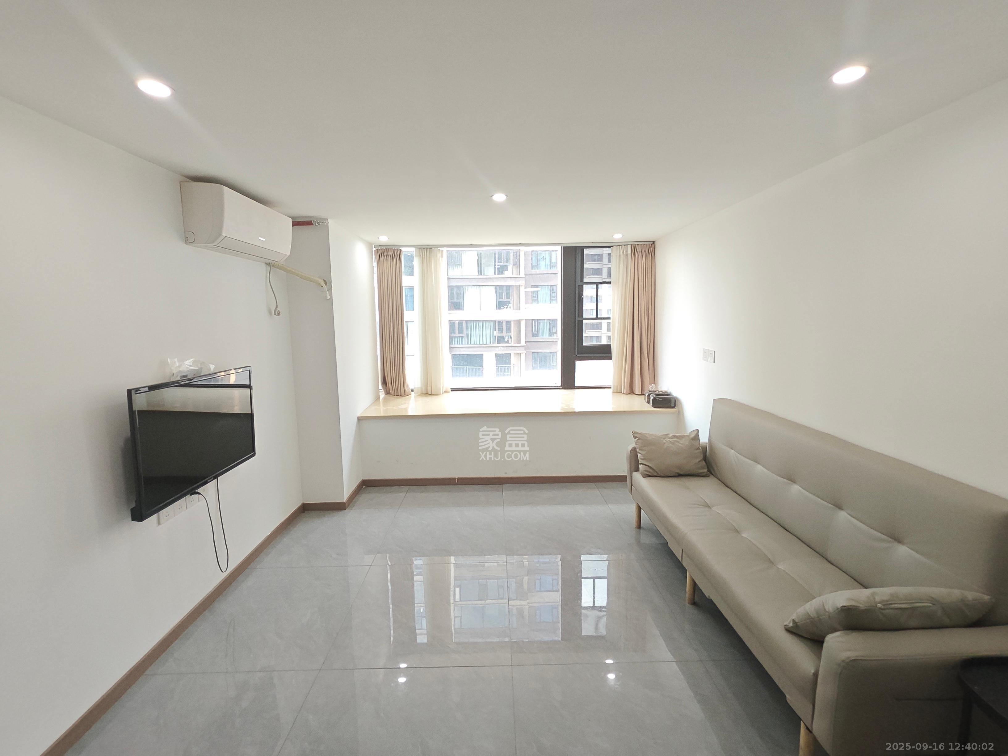 金茂建发泊悦 2室1厅1卫 1800.0元/月 金茂建发泊悦 2室1厅1卫 1800.0元/月室内图