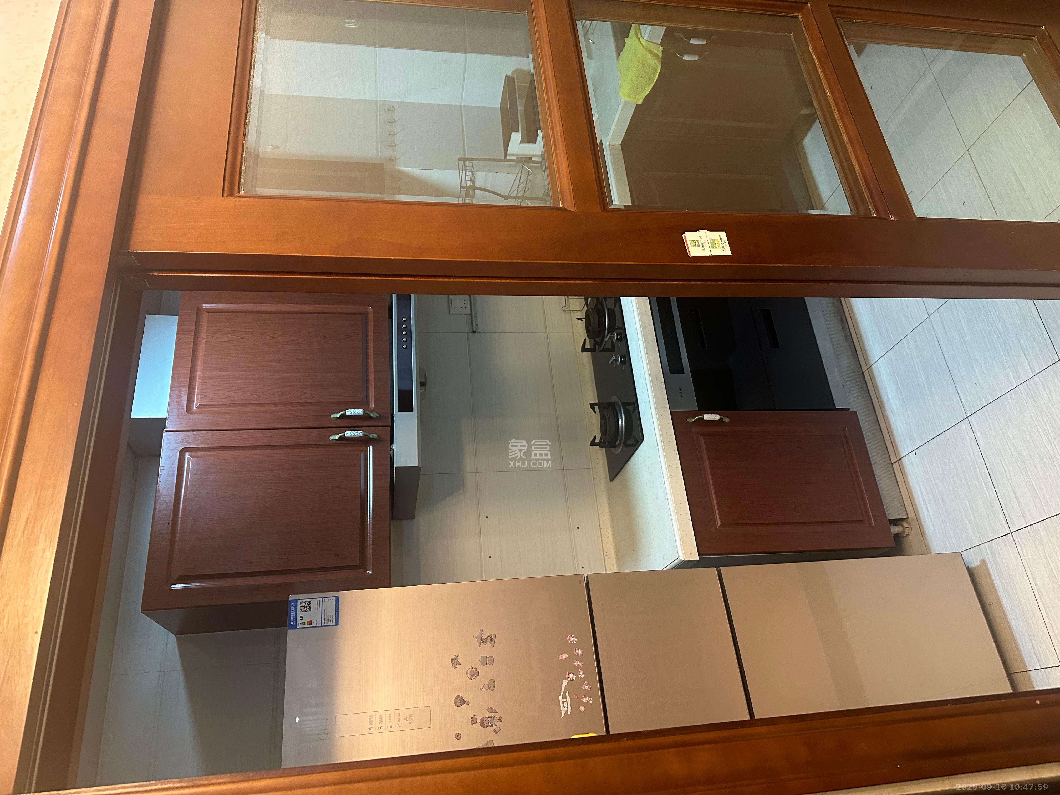 万博汇 2室2厅1卫 3200.0元/月 万博汇 2室2厅1卫 3200.0元/月室内图