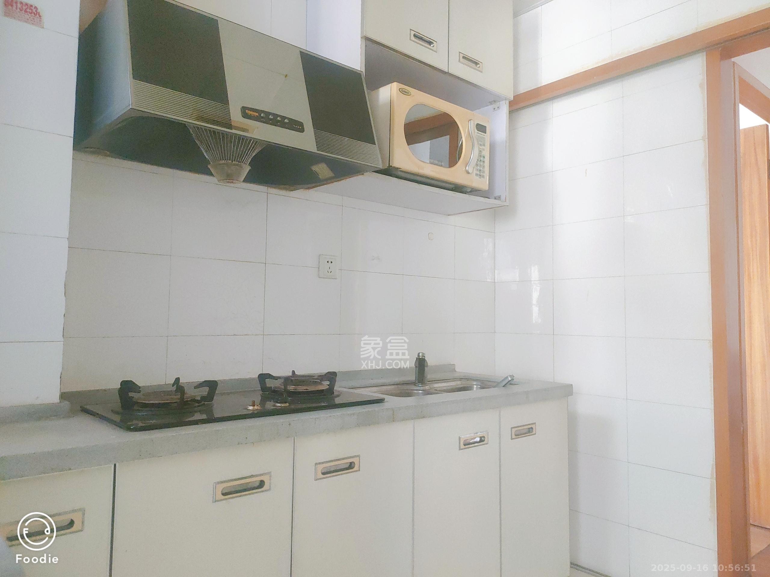 建鸿达现代城  1室0厅0卫    2800.0元/月室内图