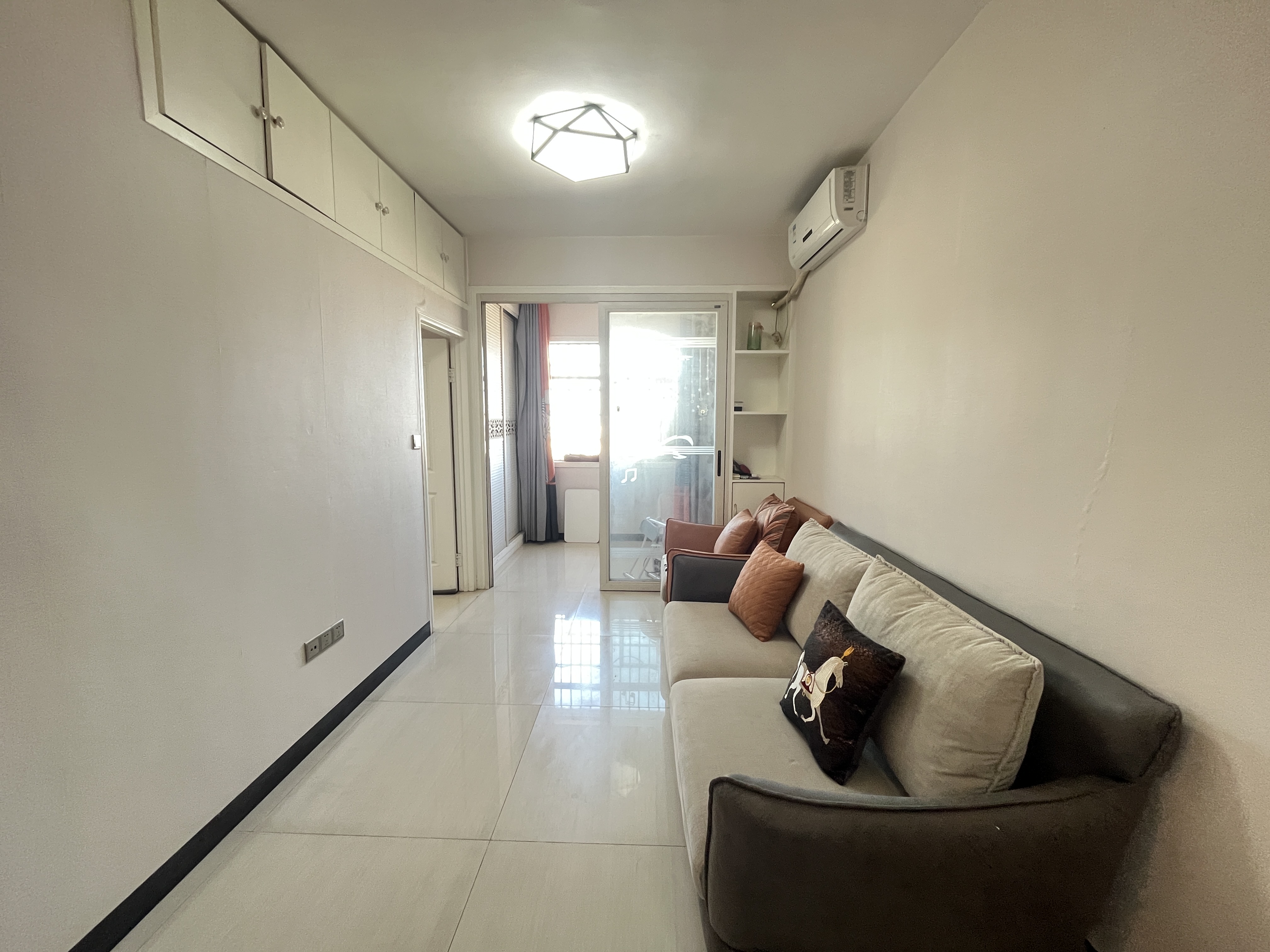 东方豪苑 2室1厅1卫 1300.0元/月 东方豪苑 2室1厅1卫 1300.0元/月室内图