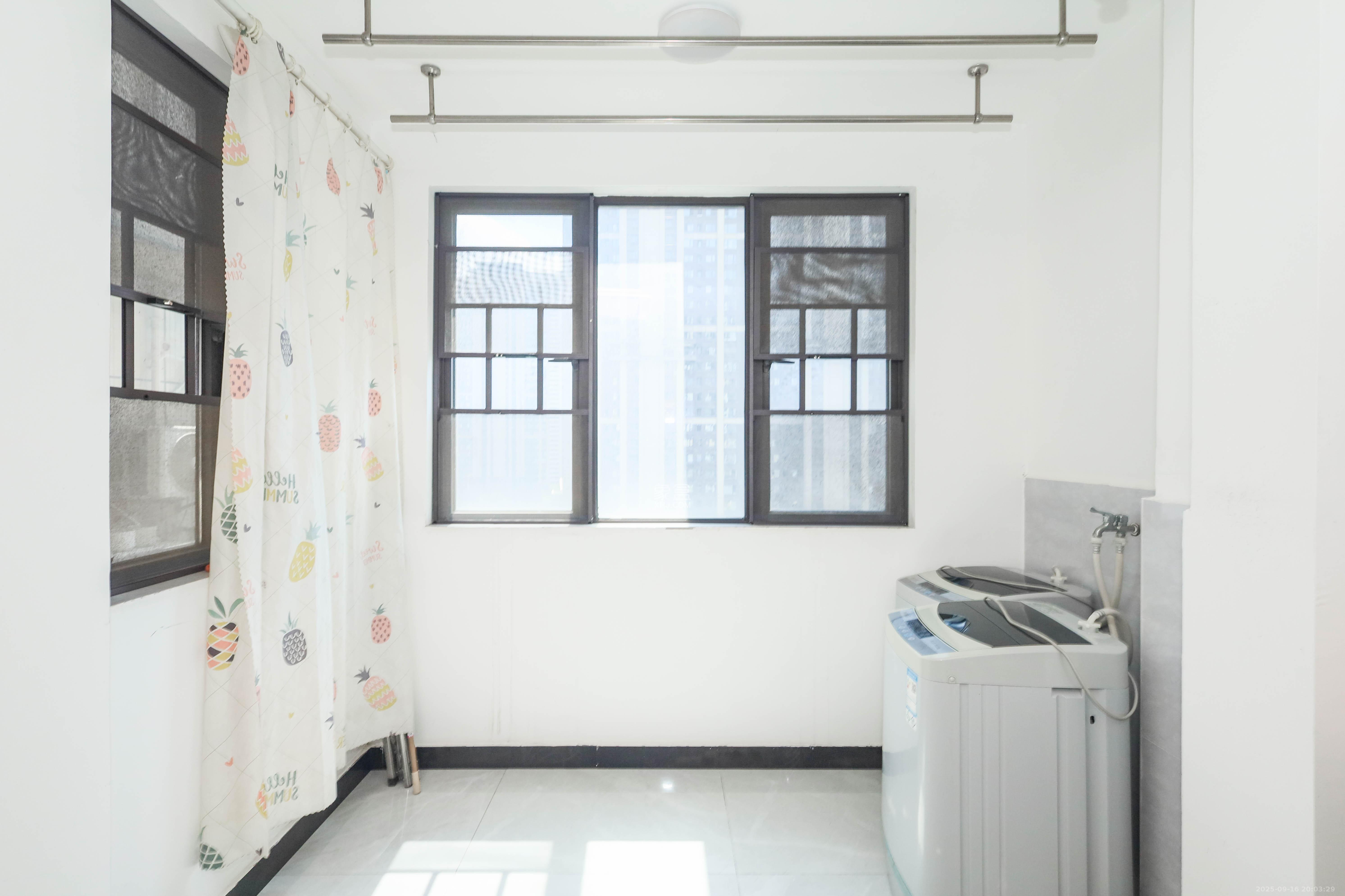 中国铁建梅溪青秀二期  4室2厅2卫    142.0万阳台