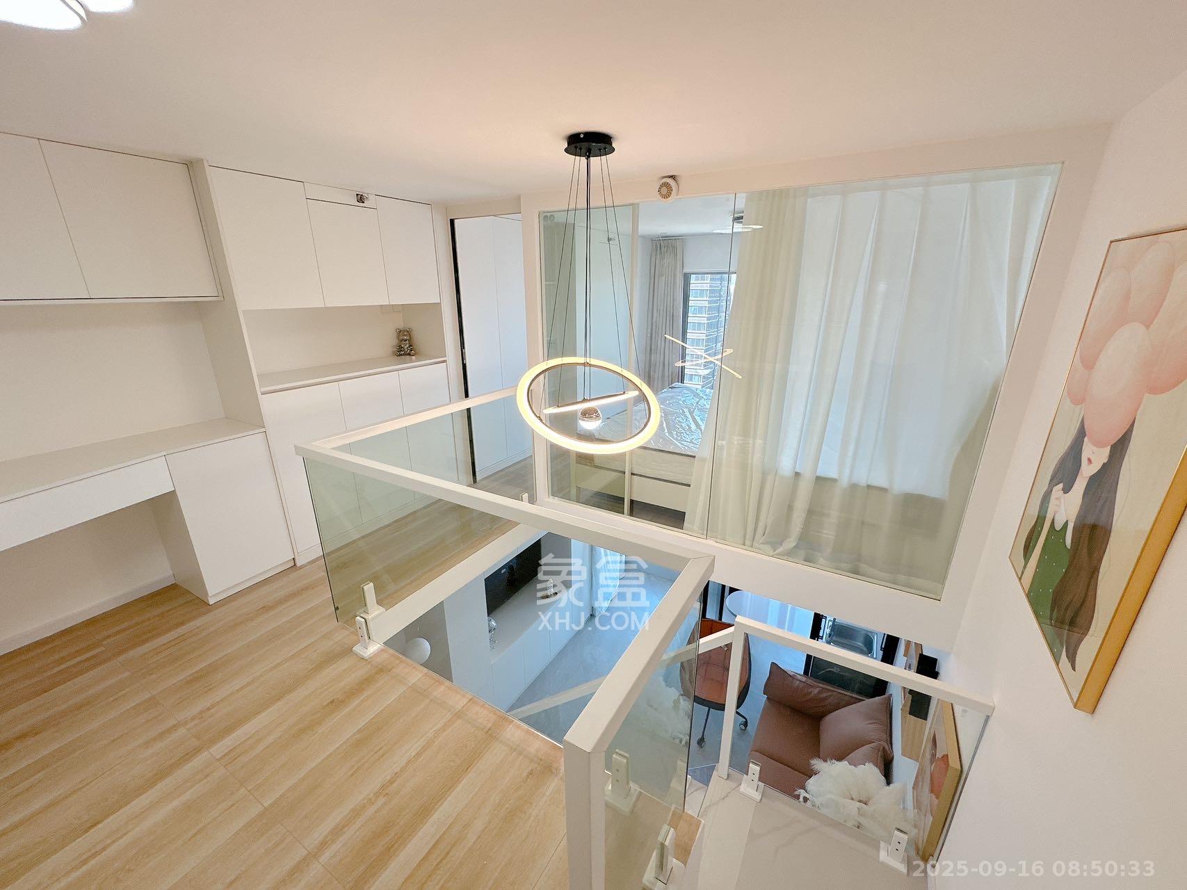 卓越中寰  1室1厅1卫    2800.0元/月室内图