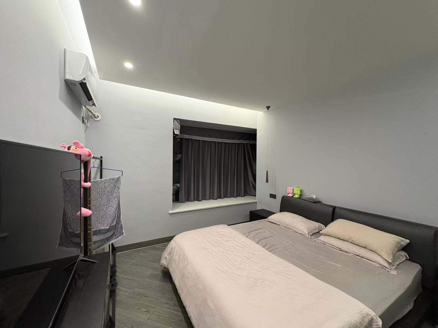 蓝溪谷  4室2厅2卫    85.0万室内图