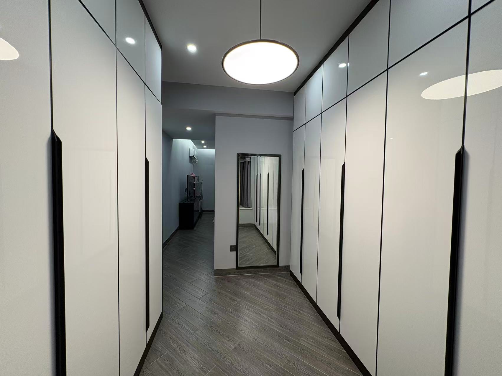 蓝溪谷  4室2厅2卫    85.0万室内图