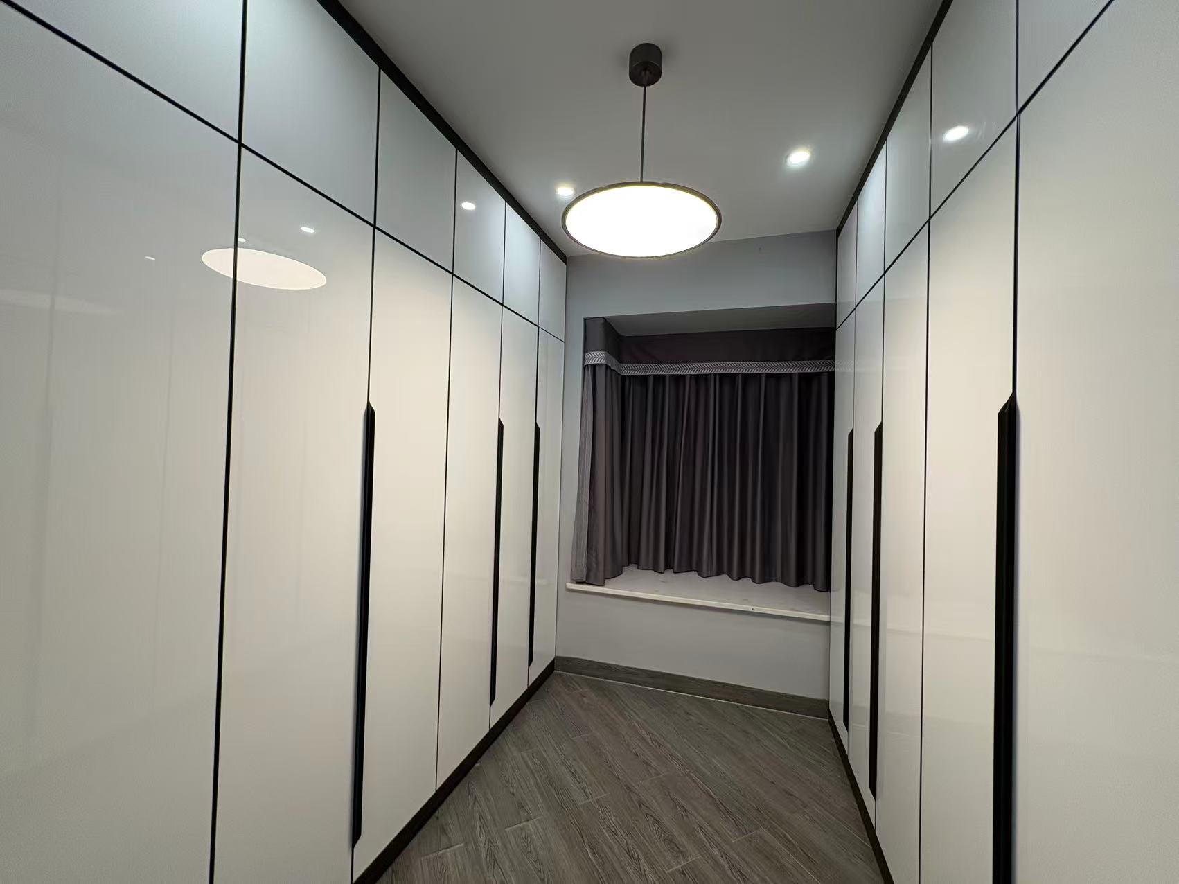 蓝溪谷  4室2厅2卫    85.0万室内图