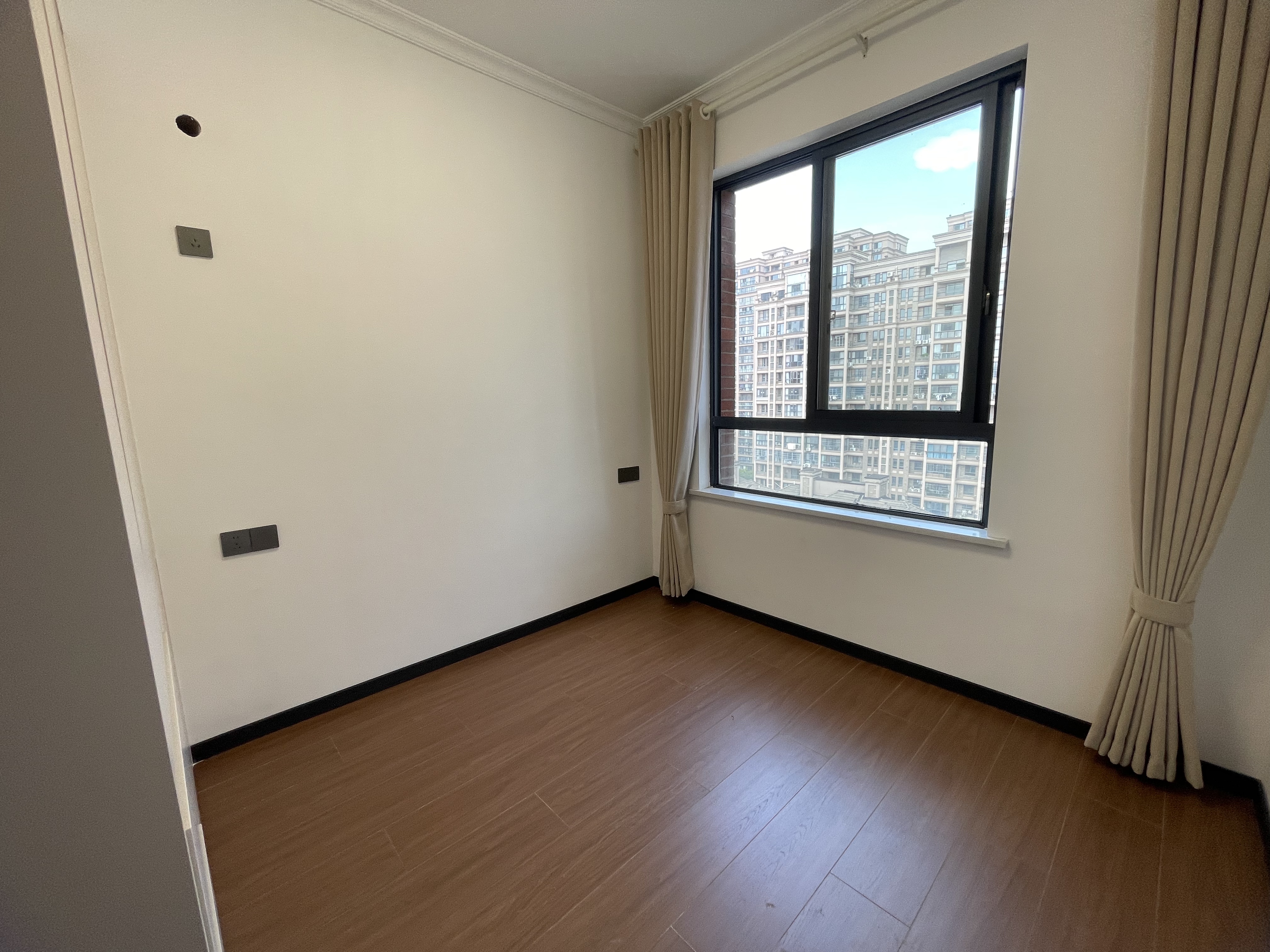 尚格名城香榭丽舍  3室2厅2卫    66.8万室内图