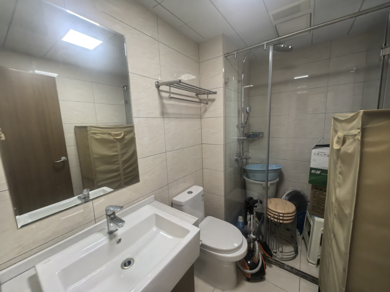 翡翠公园(北大资源)  3室2厅2卫    66.0万 翡翠公园(北大资源)  3室2厅2卫    66.0万室内图