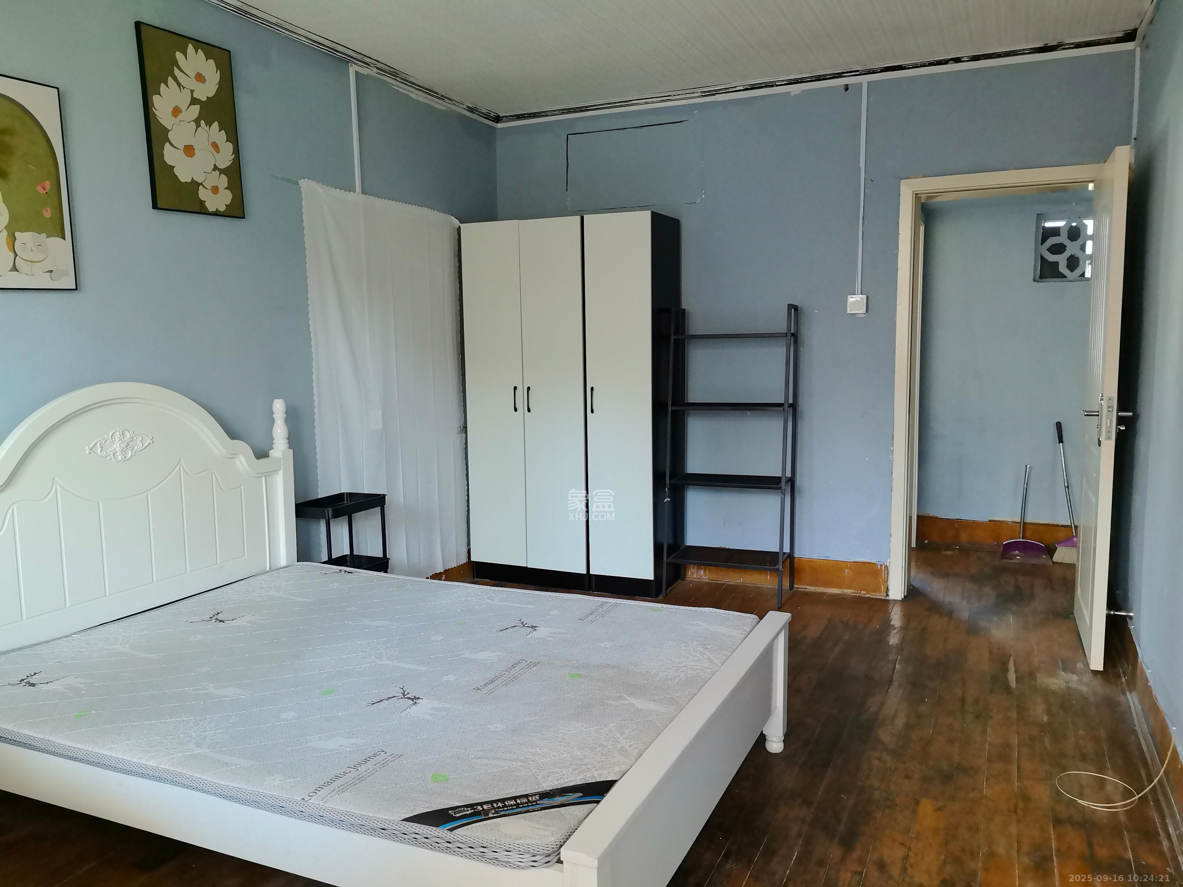 人民新村 2室1厅1卫 1700.0元/月 人民新村 2室1厅1卫 1700.0元/月室内图