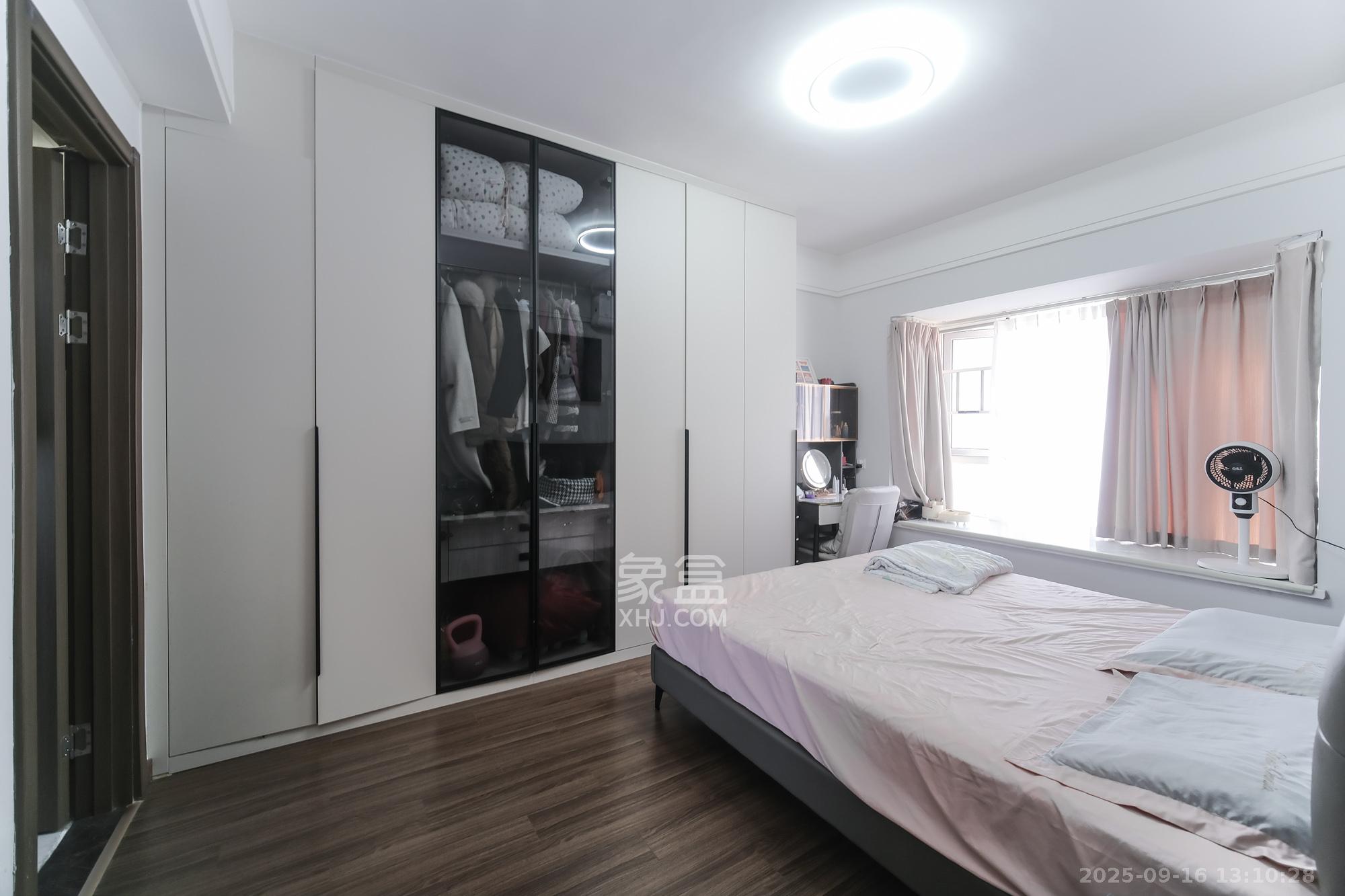 保利香槟国际 4室2厅2卫 103.0万 保利香槟国际 4室2厅2卫 103.0万卧室