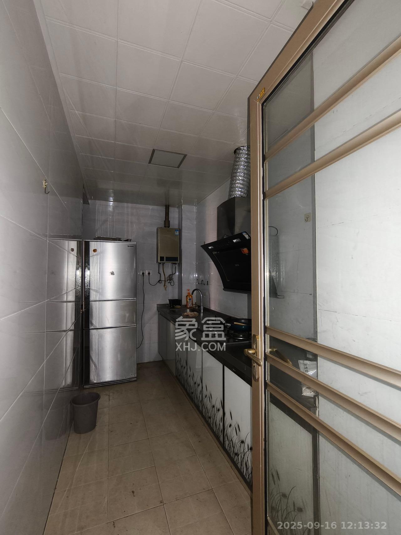 紫御江山  2室2厅1卫    1500.0元/月室内图