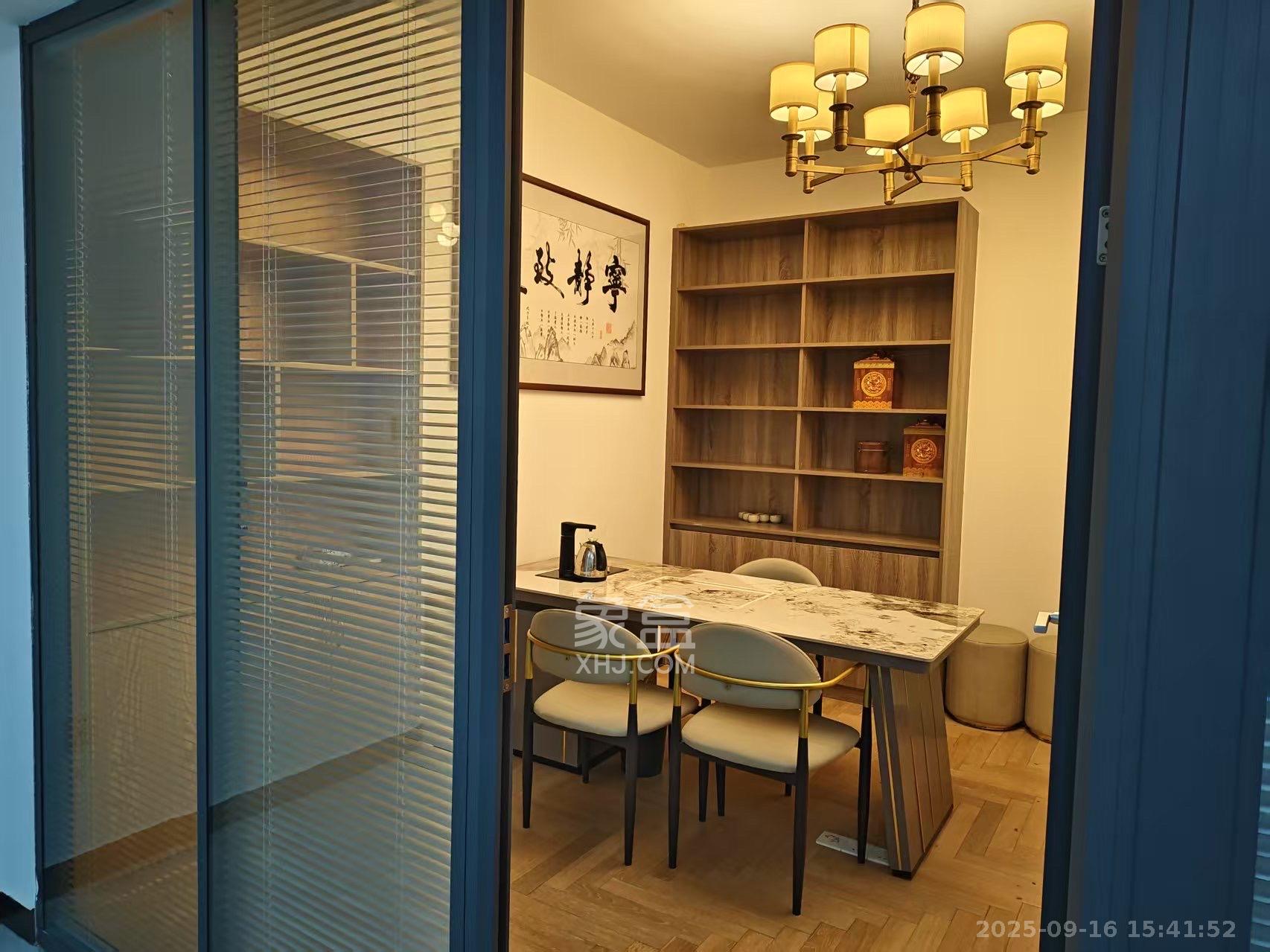 复地星光天地 2室1厅1卫 3600.0元/月 复地星光天地 2室1厅1卫 3600.0元/月室内图