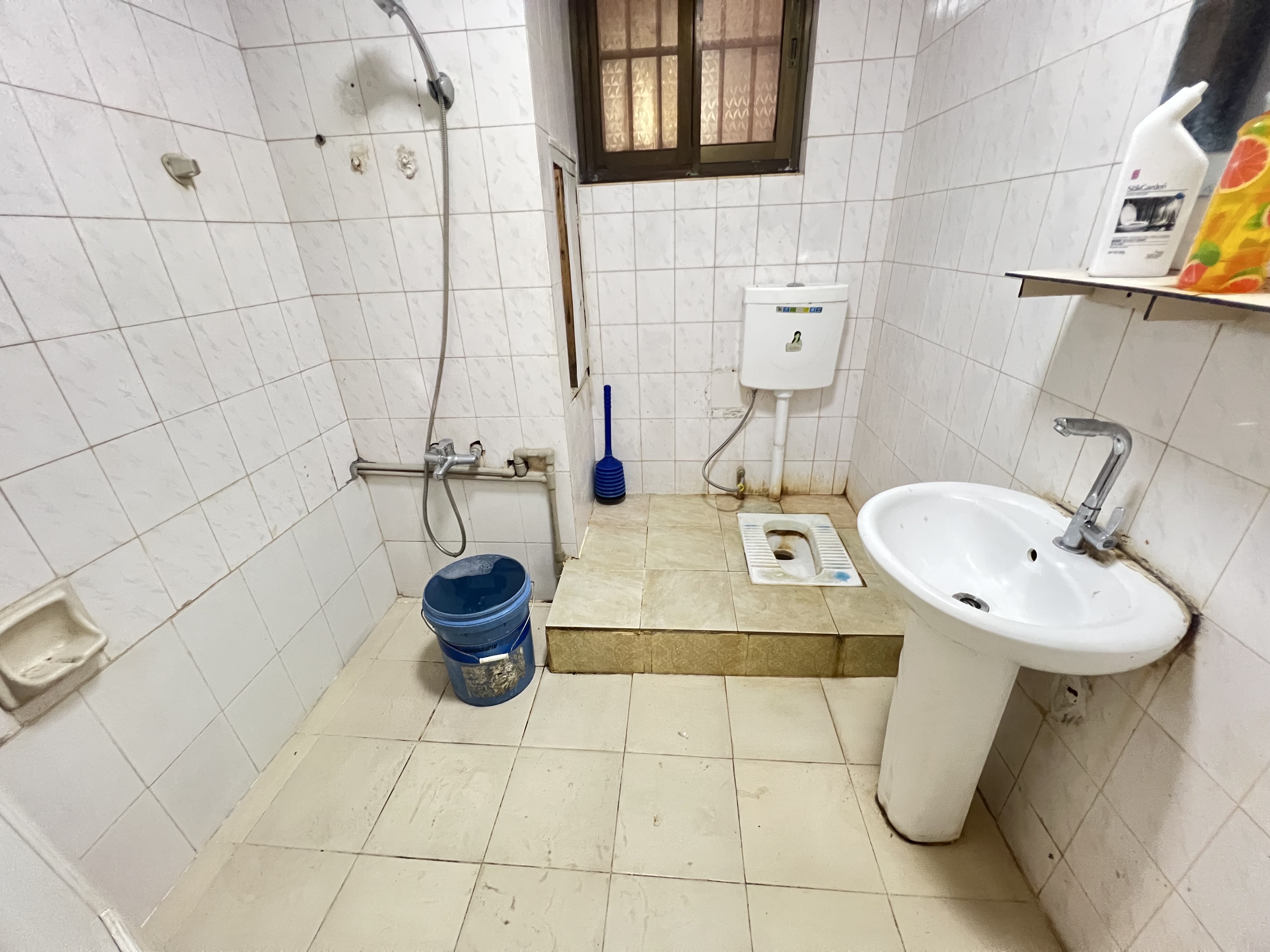 富豪大厦(富豪花园)  3室2厅1卫    2300.0元/月室内图