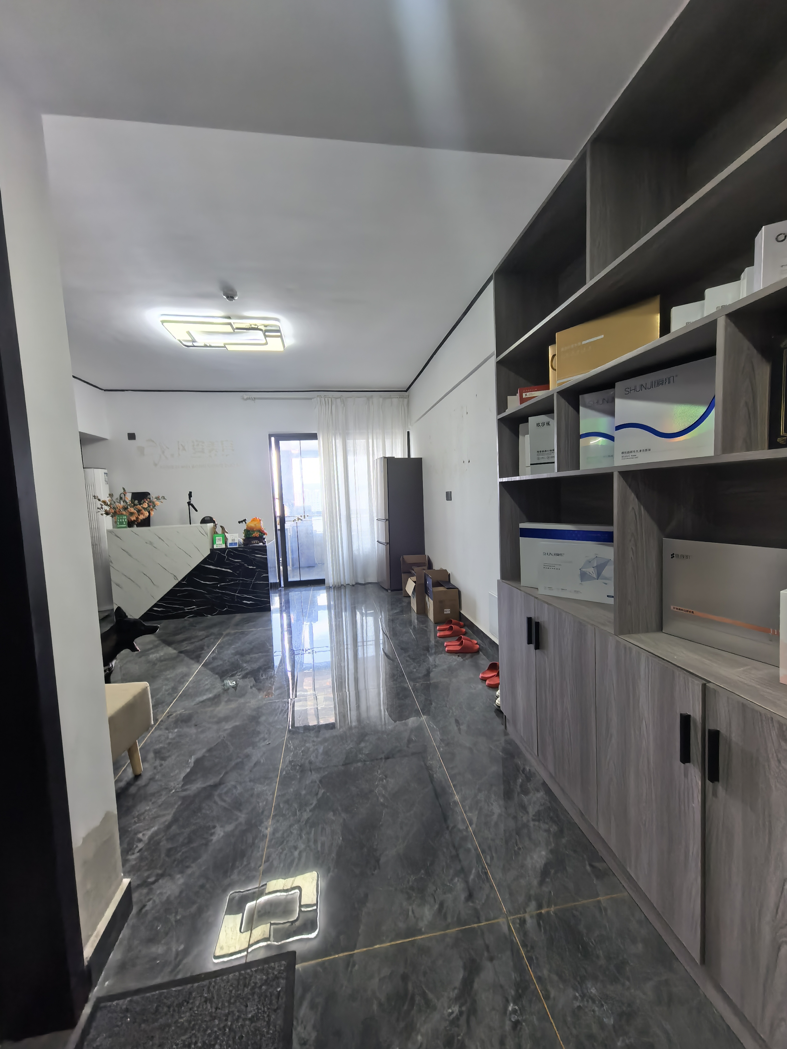 东方曼哈顿 2室2厅1卫 2000.0元/月 东方曼哈顿 2室2厅1卫 2000.0元/月室内图