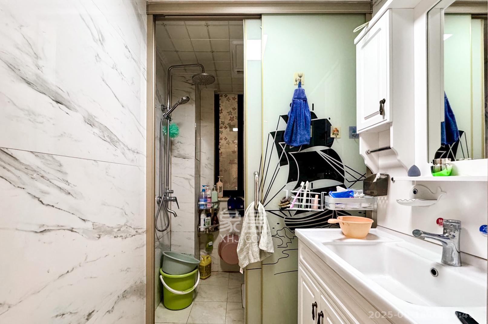 海林馨香雅苑  3室2厅2卫    103.8万卫生间