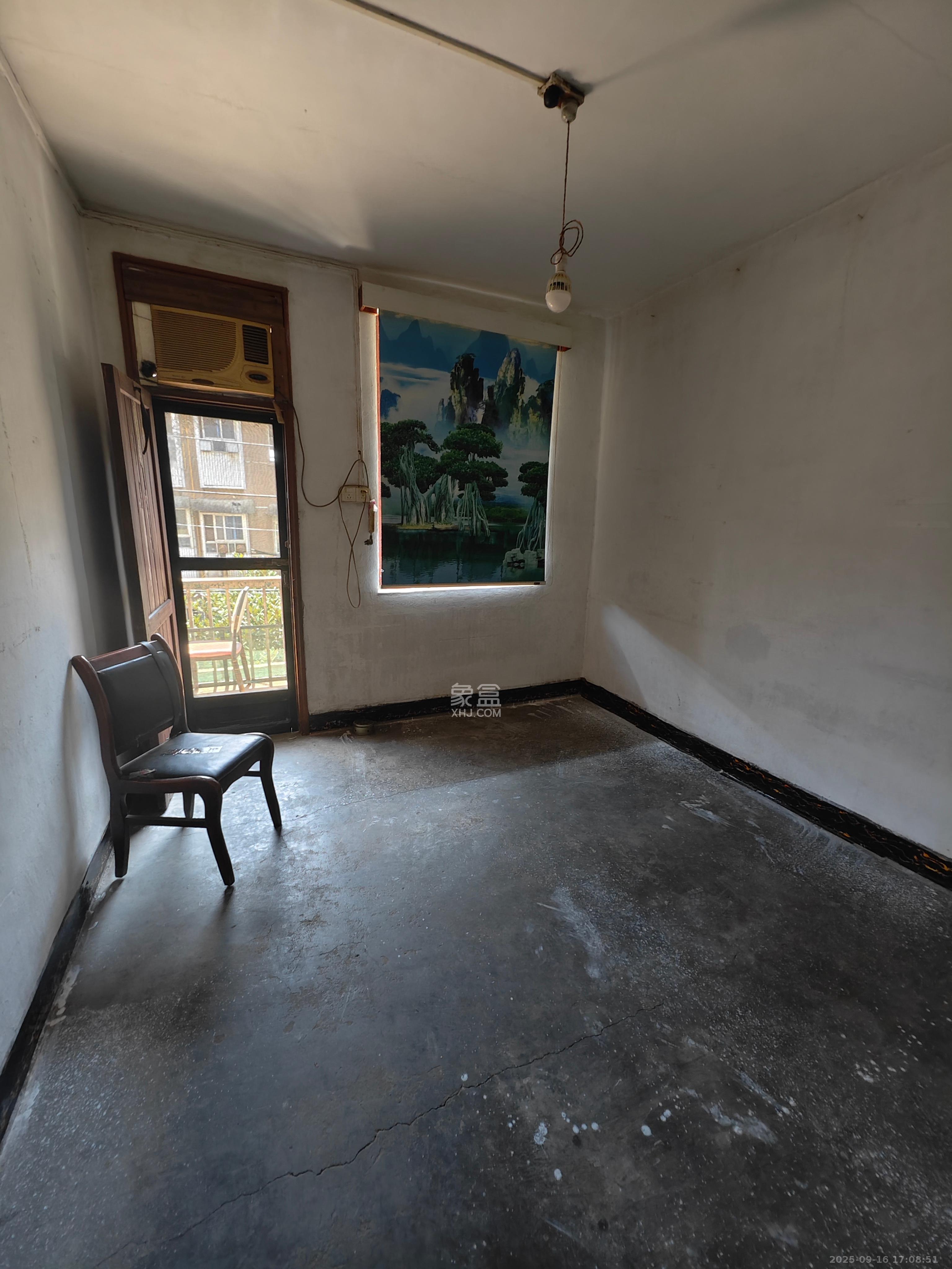 湖开小区（湖南开关厂宿舍）/南大桥社区  2室1厅1卫    1000.0元/月室内图