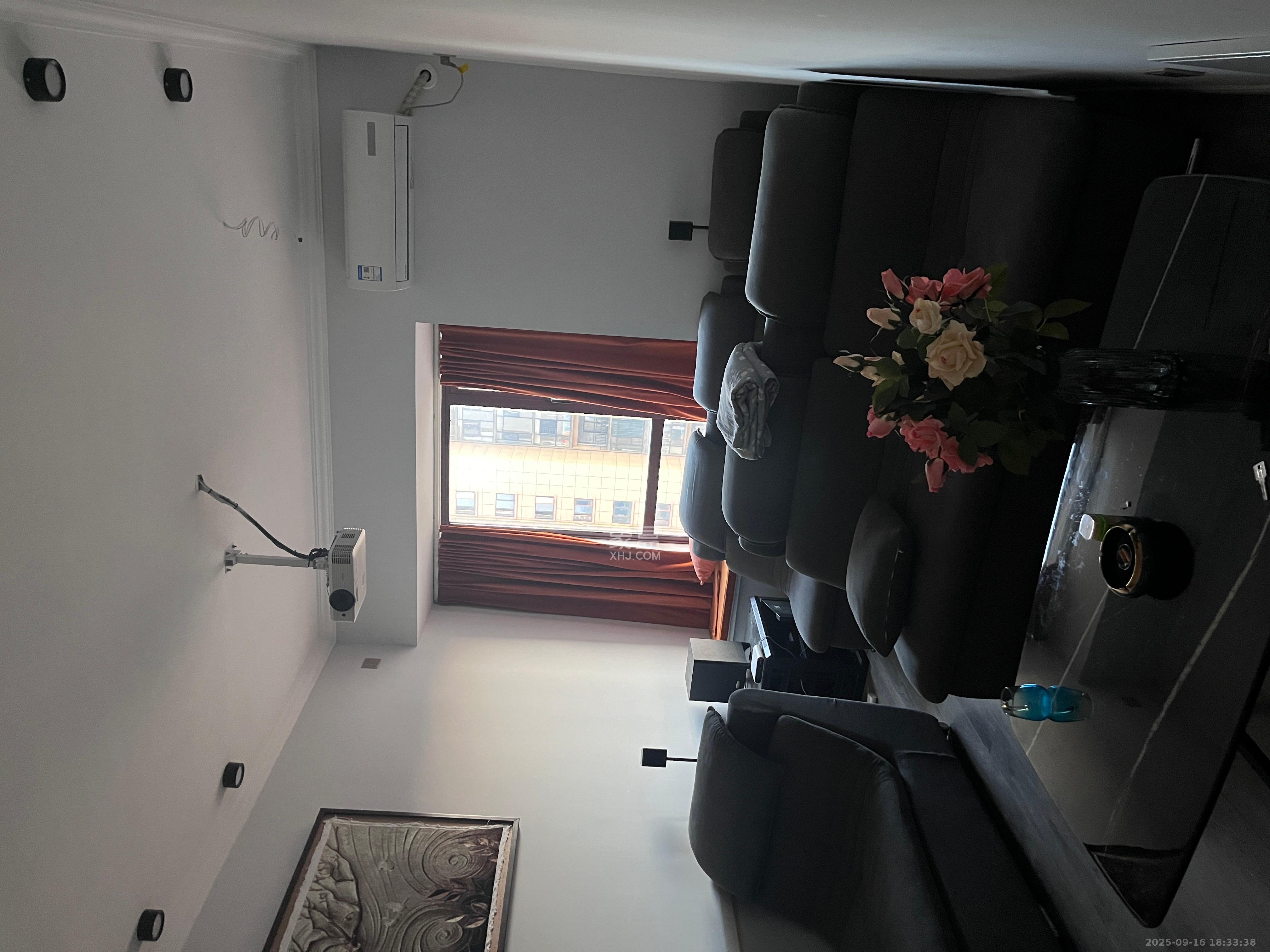 艺源颂雅小区（719街区）  4室2厅2卫    4500.0元/月室内图