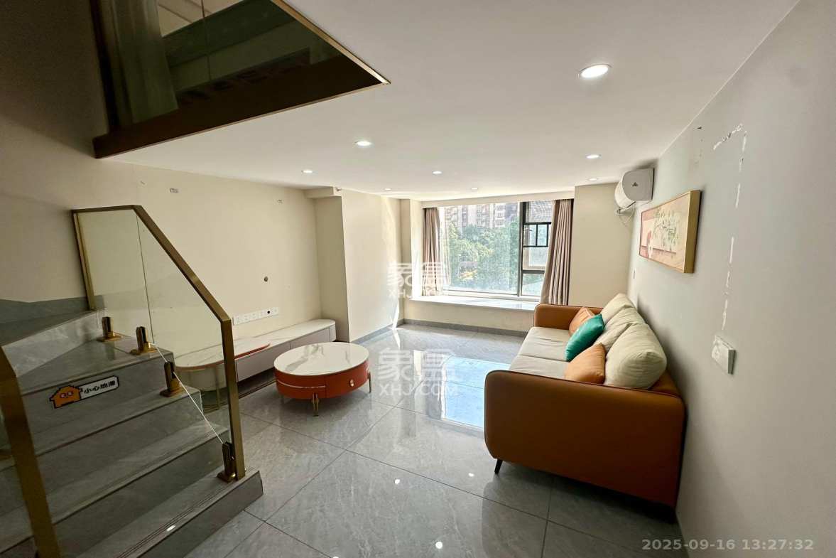 佳兆业云顶都汇 2室1厅1卫 1800.00元/月 佳兆业云顶都汇 2室1厅1卫 1800.00元/月室内图