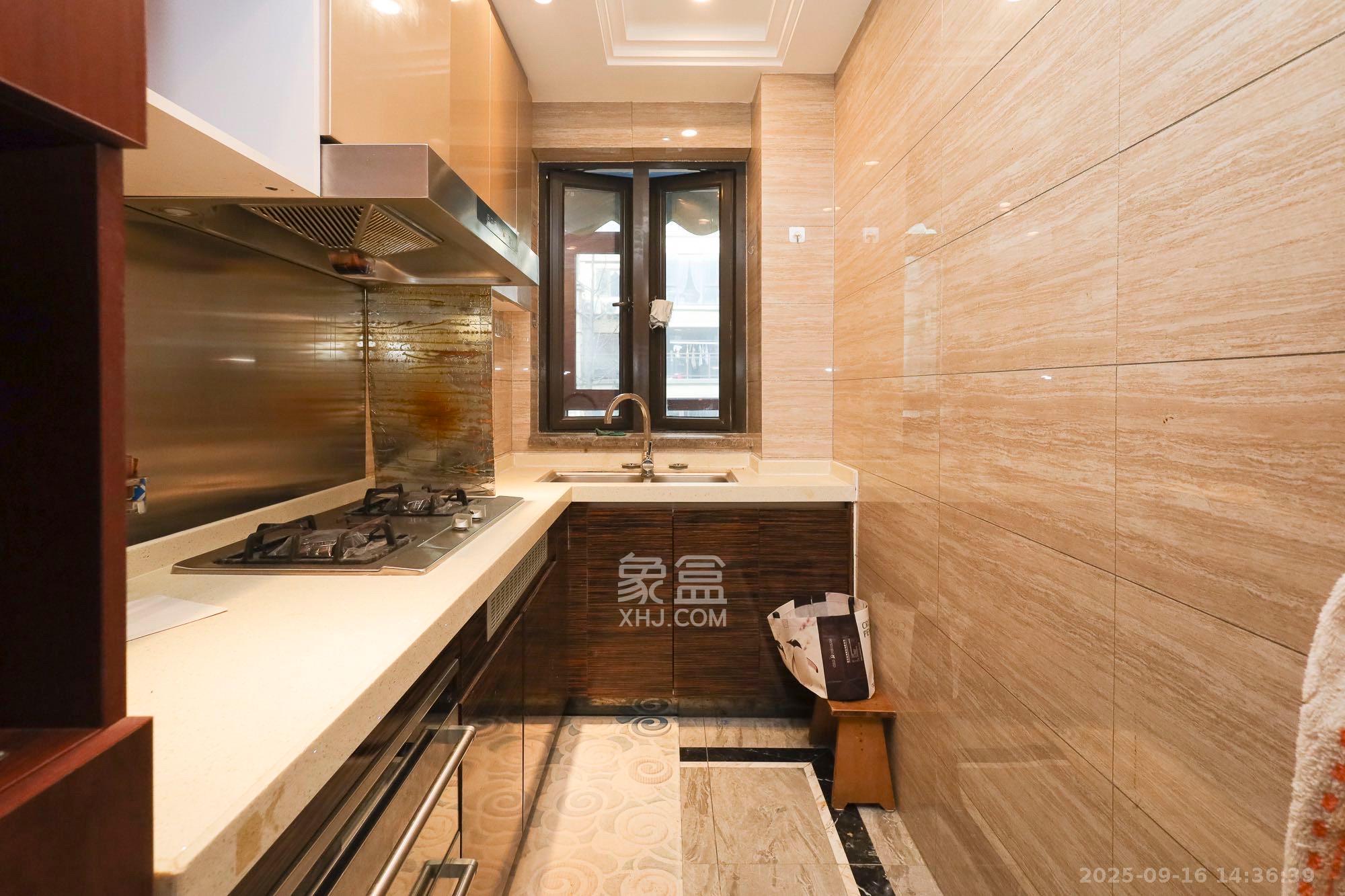 恒大御景天下城一期  3室2厅2卫    3500.0元/月室内图