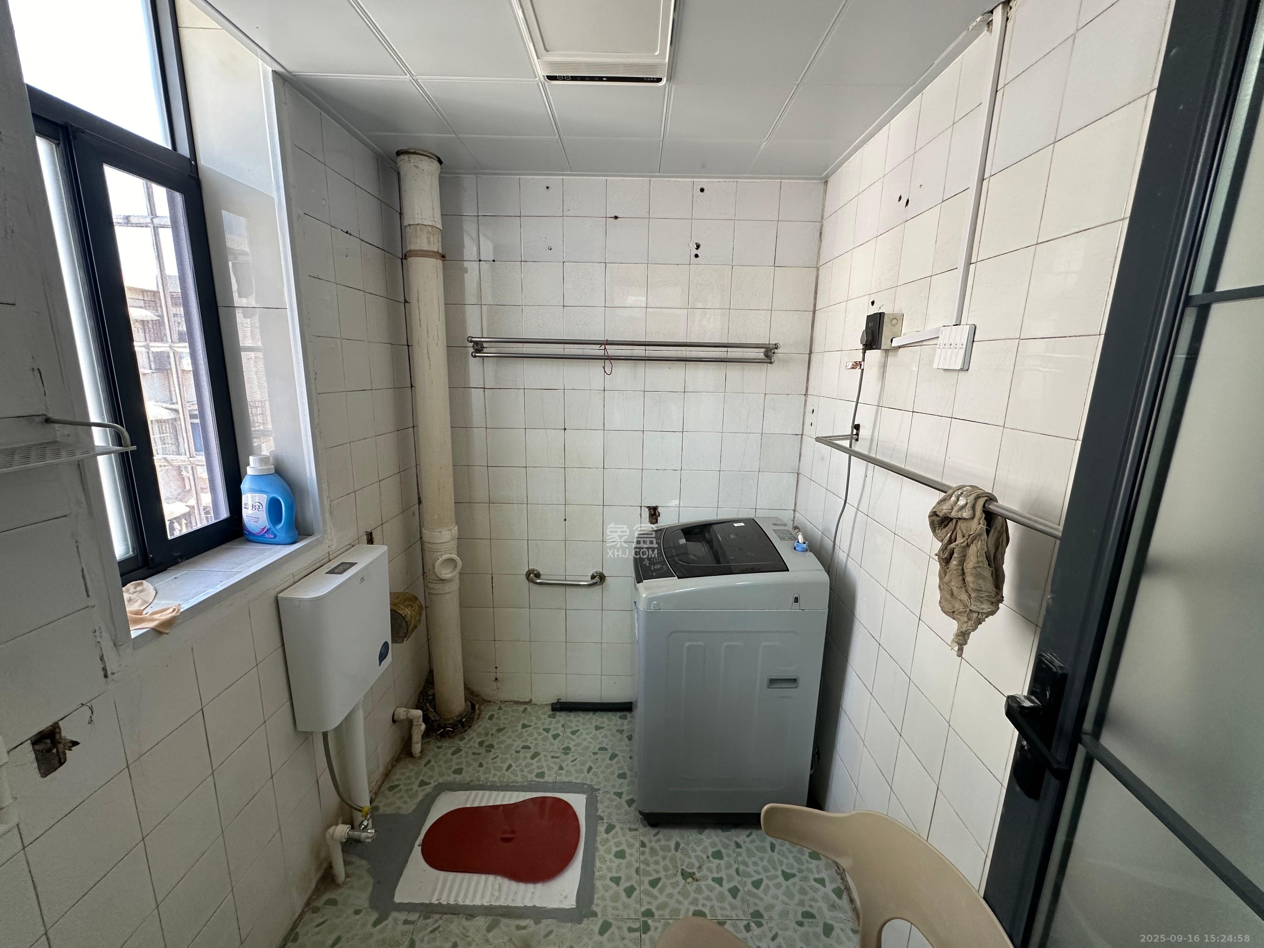 南园小区 3室2厅1卫 1000.0元/月 南园小区 3室2厅1卫 1000.0元/月室内图