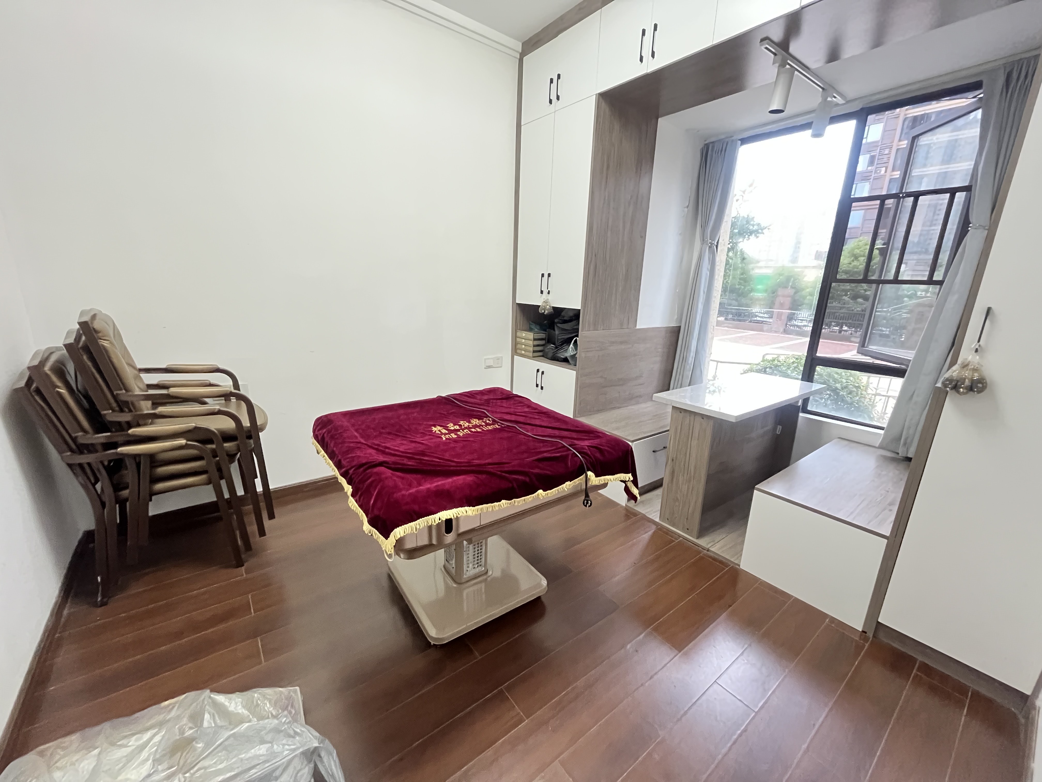 荣盛碧桂园铂悦府  3室2厅2卫    2800.0元/月 荣盛碧桂园铂悦府  3室2厅2卫    2800.0元/月室内图