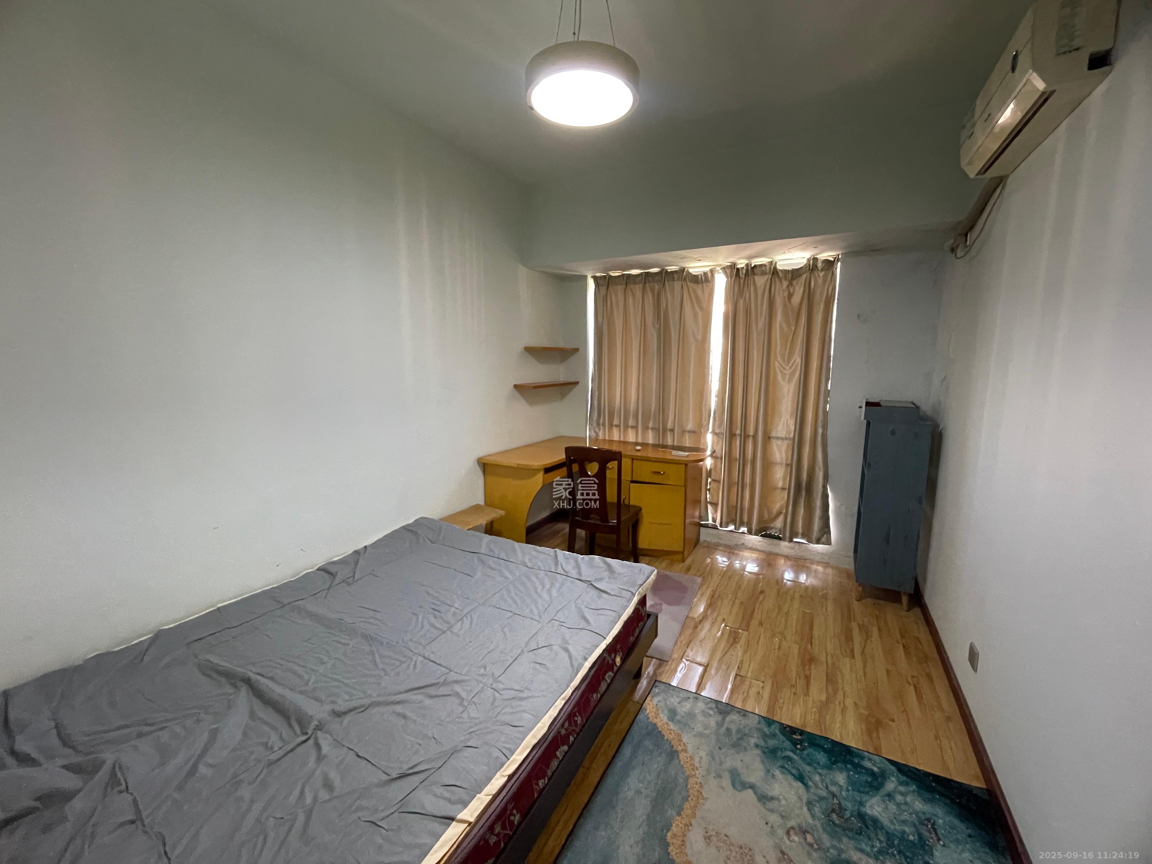 中城丽景香山园 2室2厅1卫 2400.0元/月 中城丽景香山园 2室2厅1卫 2400.0元/月室内图