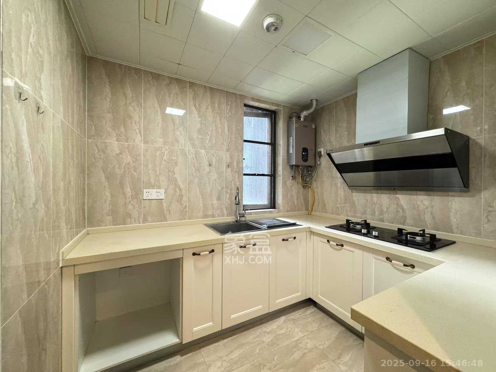 万科金域蓝湾  3室1厅2卫    3200.0元/月室内图