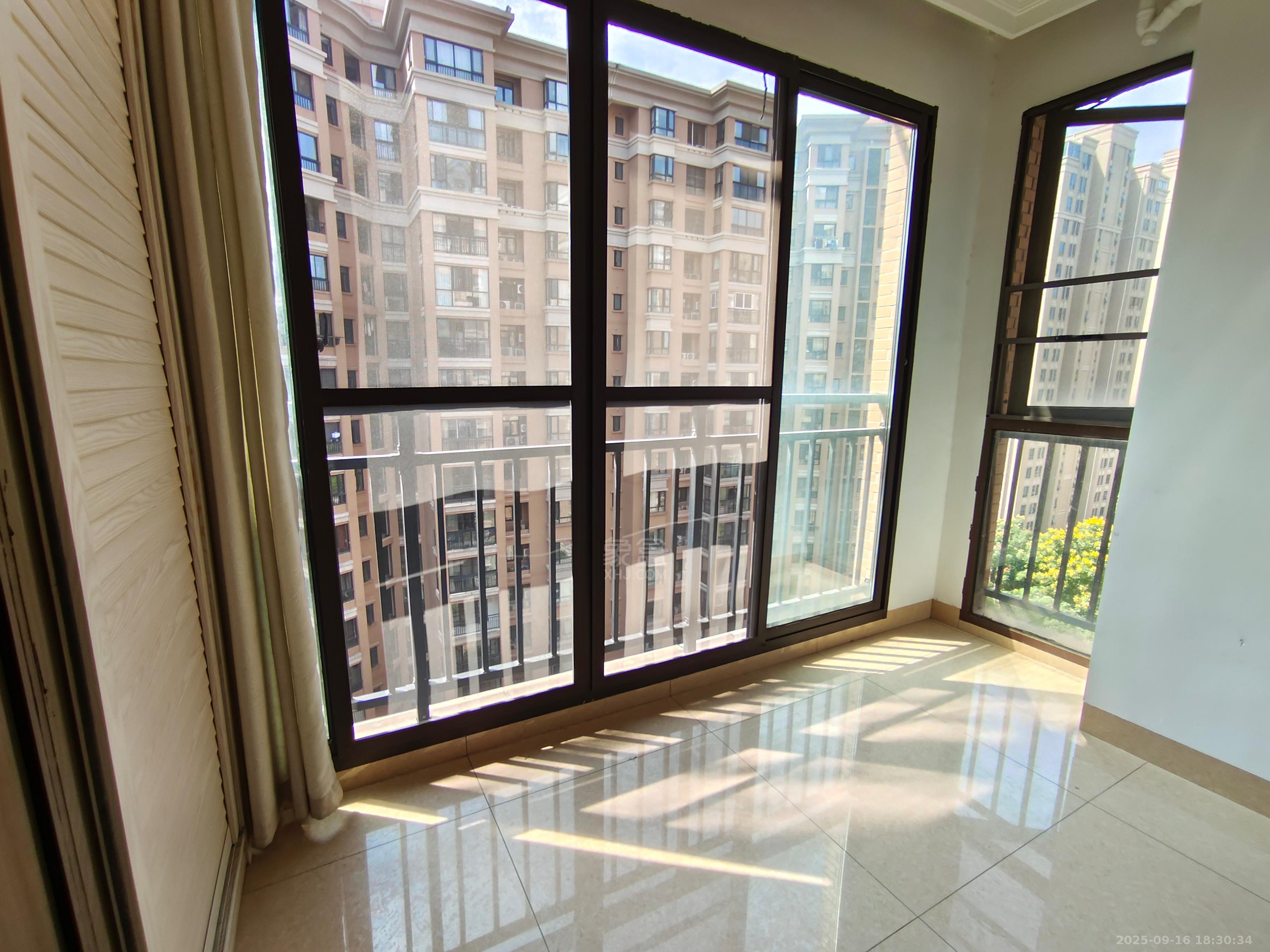 康桥美郡  2室2厅1卫    1600.0元/月室内图