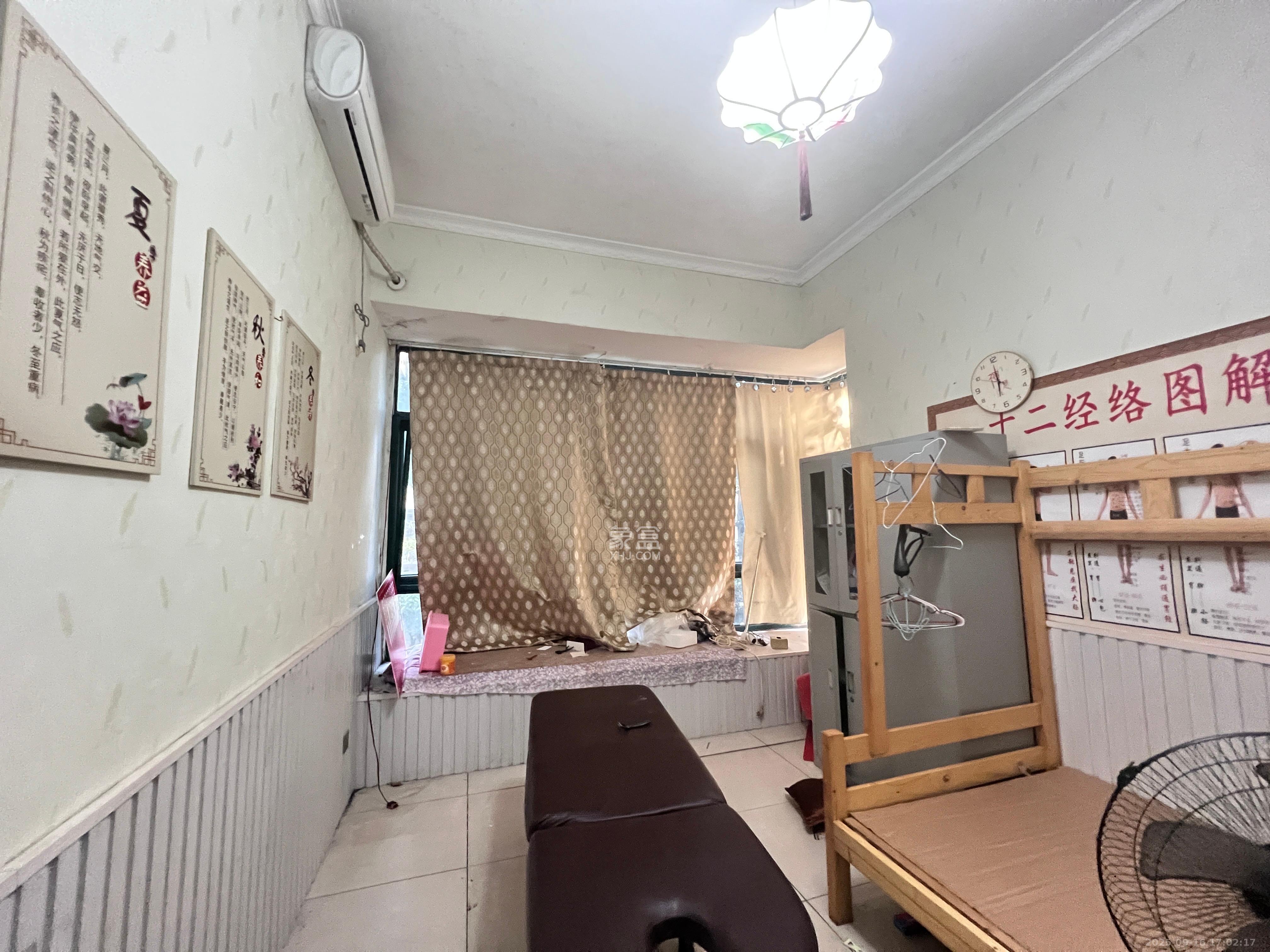 恒大绿洲 2室1厅1卫 3300.0元/月 恒大绿洲 2室1厅1卫 3300.0元/月室内图