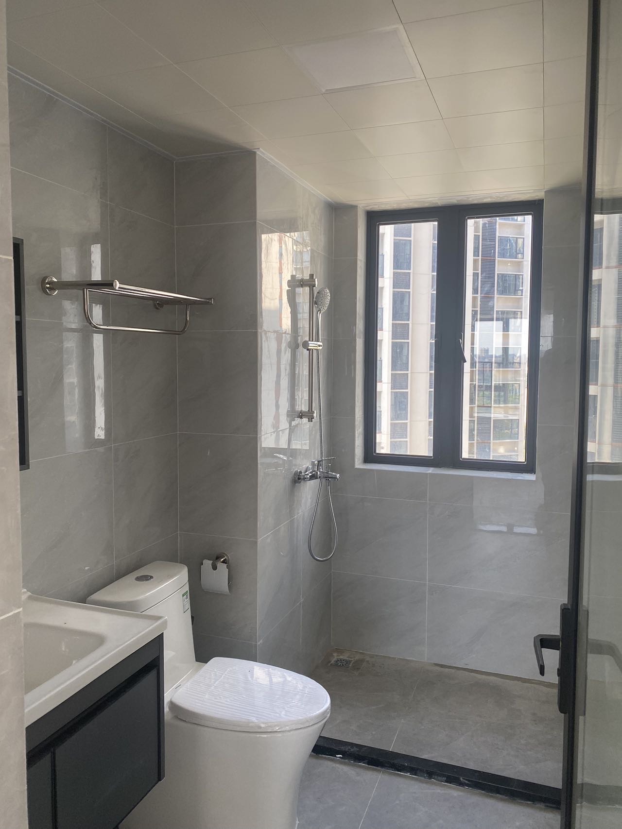 瑞和园 4室2厅1卫 1800.0元/月 瑞和园 4室2厅1卫 1800.0元/月室内图