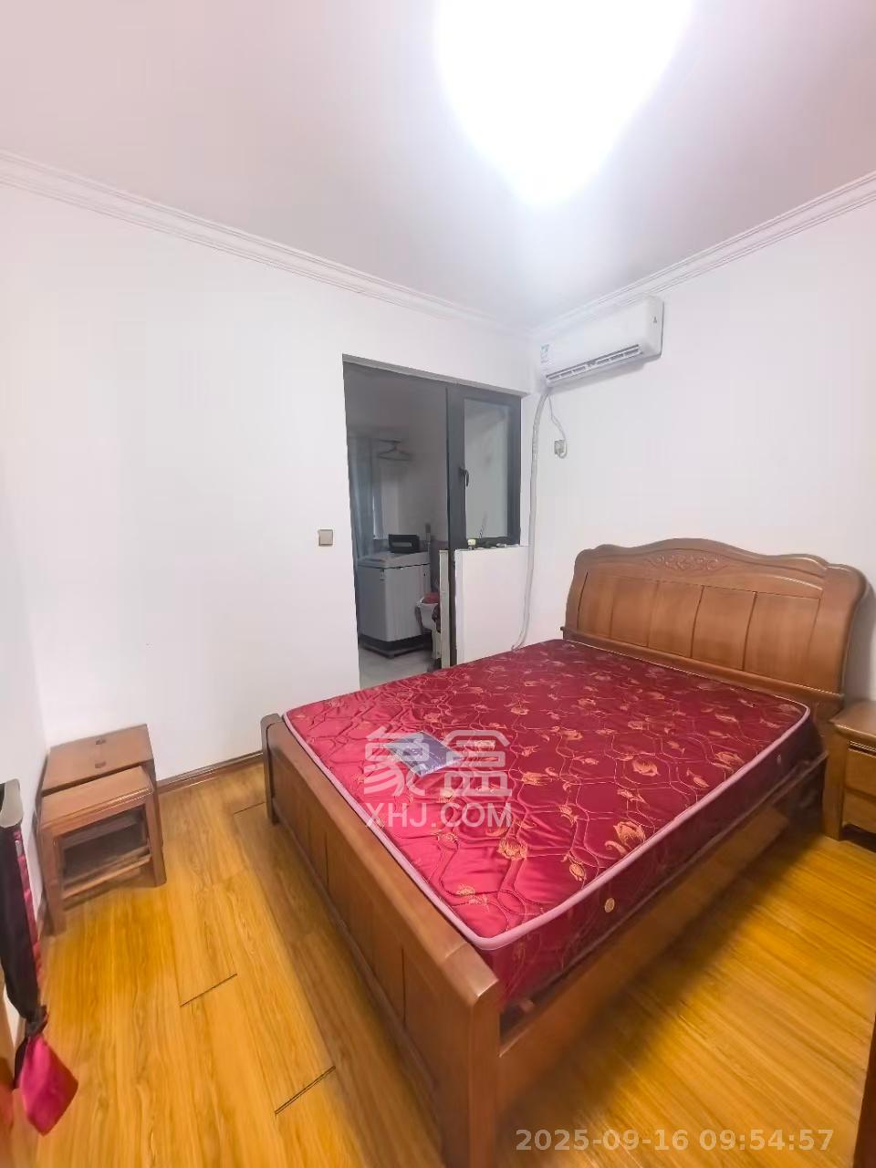 万达华府 2室2厅1卫 1300.0元/月 万达华府 2室2厅1卫 1300.0元/月室内图