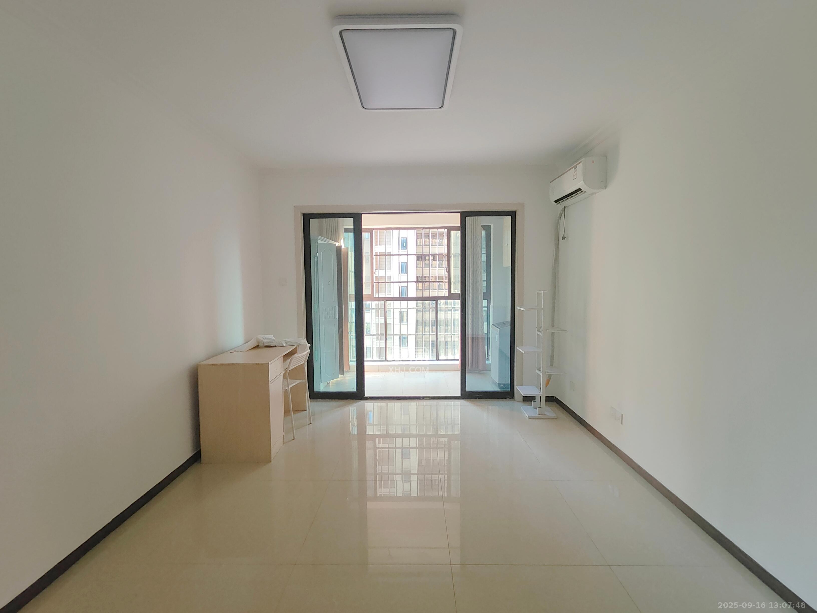 奥克斯缔壹城 3室2厅1卫 2000.0元/月 奥克斯缔壹城 3室2厅1卫 2000.0元/月室内图