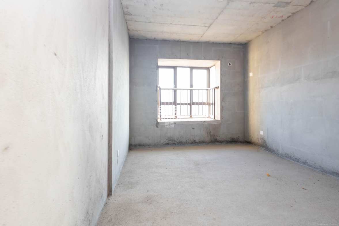 广悦星苑润园 4室2厅2卫 75.0万 广悦星苑润园 4室2厅2卫 75.0万卧室