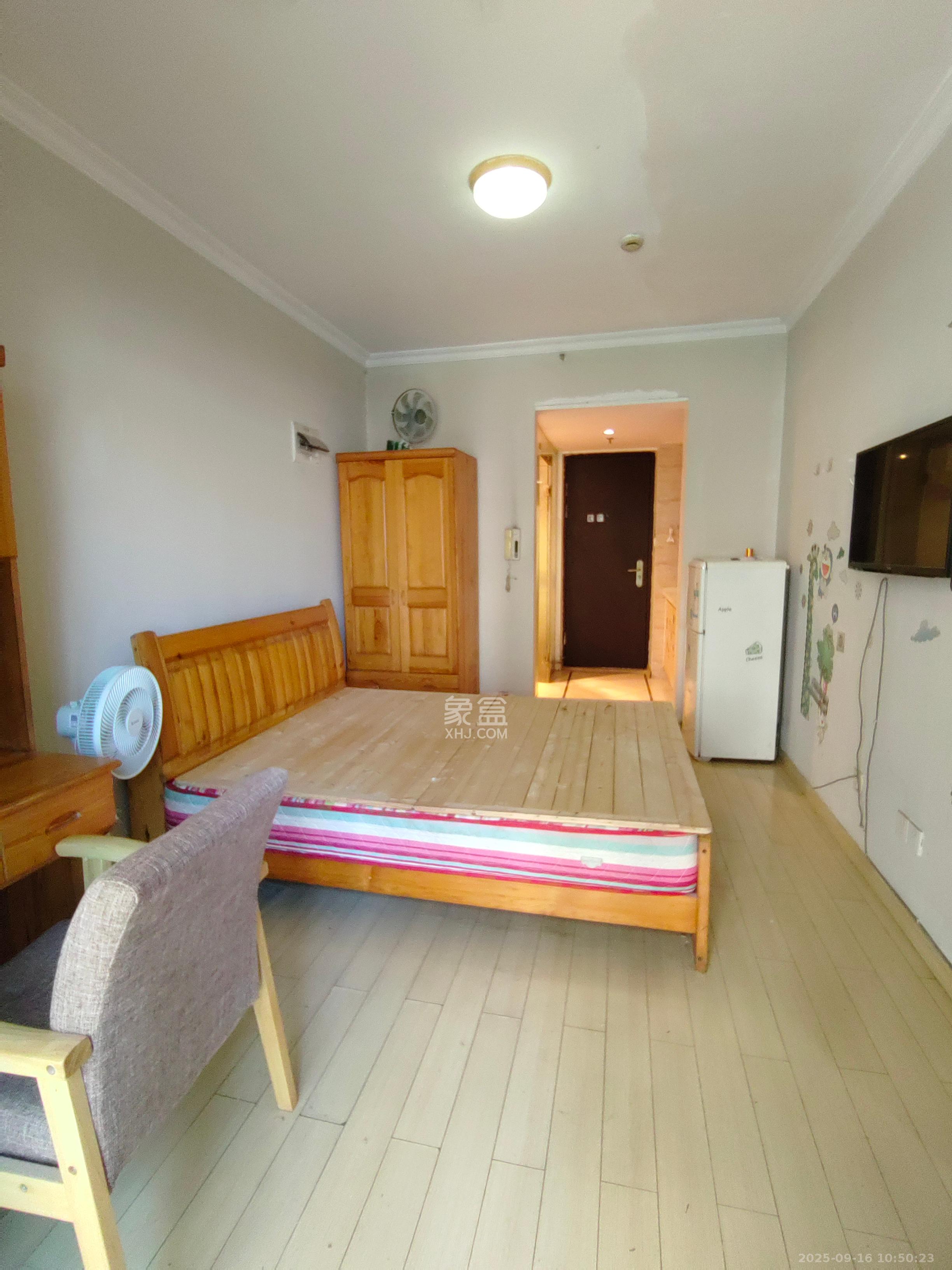 万科金域华府一期 1室0厅1卫 1100.0元/月 万科金域华府一期 1室0厅1卫 1100.0元/月室内图