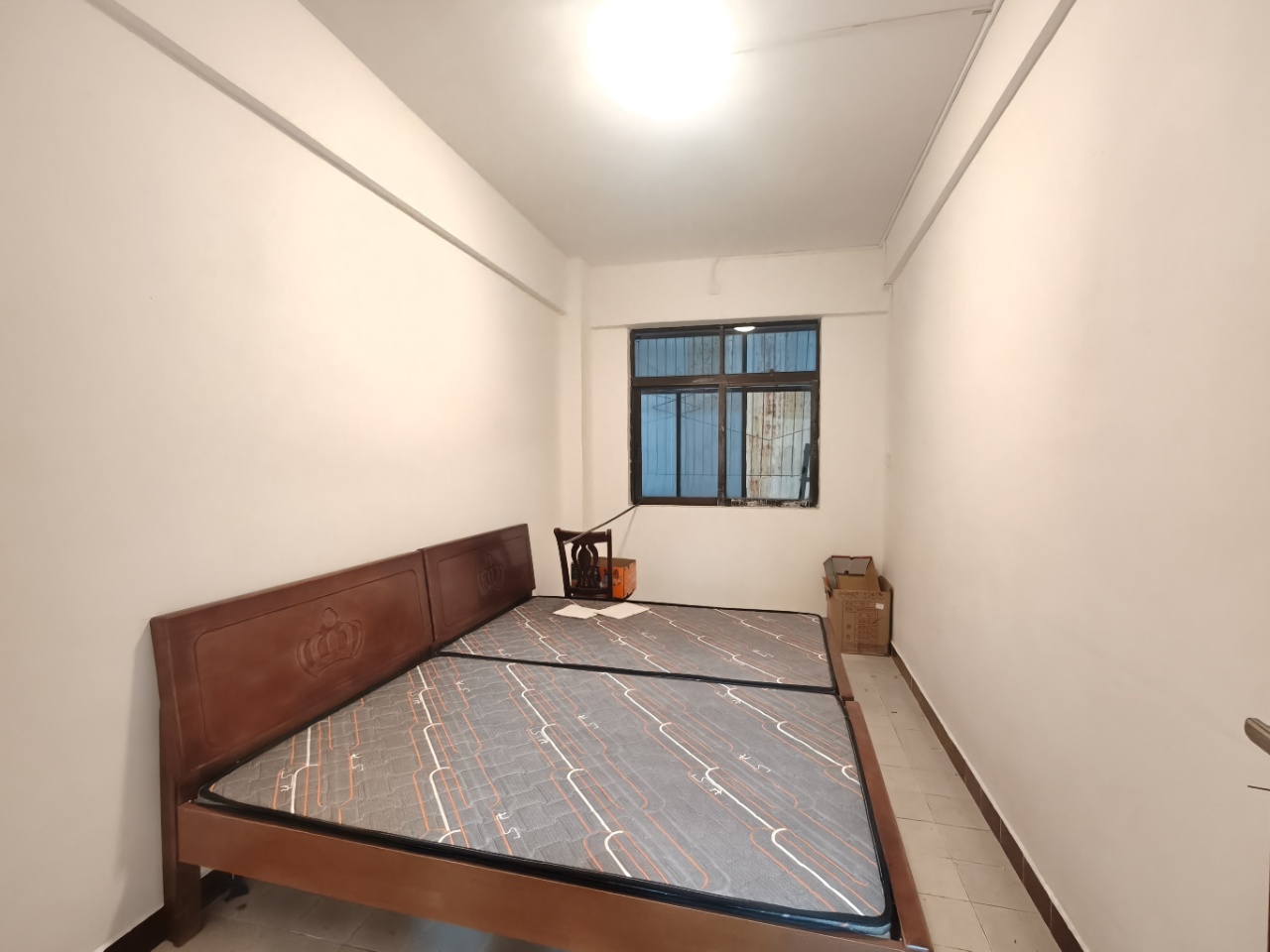 华达大厦  5室2厅2卫    3000.0元/月 华达大厦  5室2厅2卫    3000.0元/月室内图