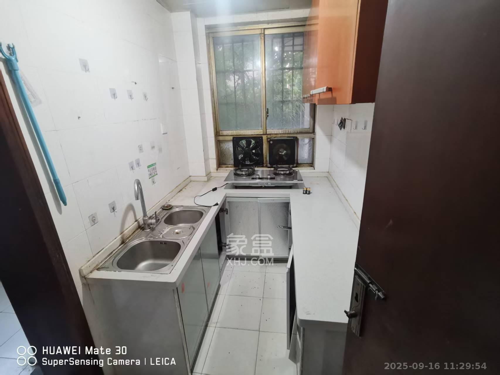 人民新村  2室1厅1卫    1800.0元/月室内图