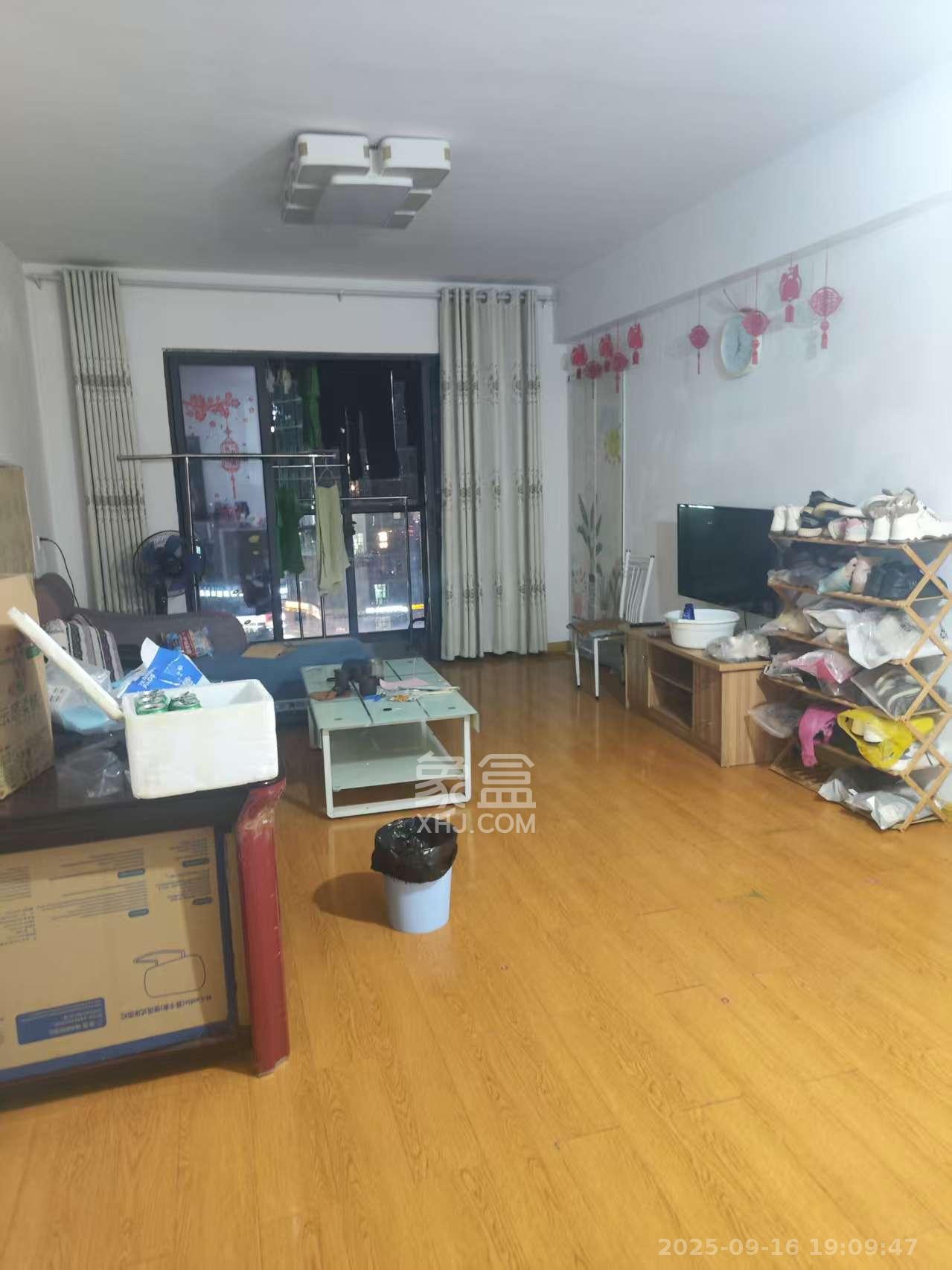 振业城二期 3室0厅0卫 2500.0元/月 振业城二期 3室0厅0卫 2500.0元/月室内图