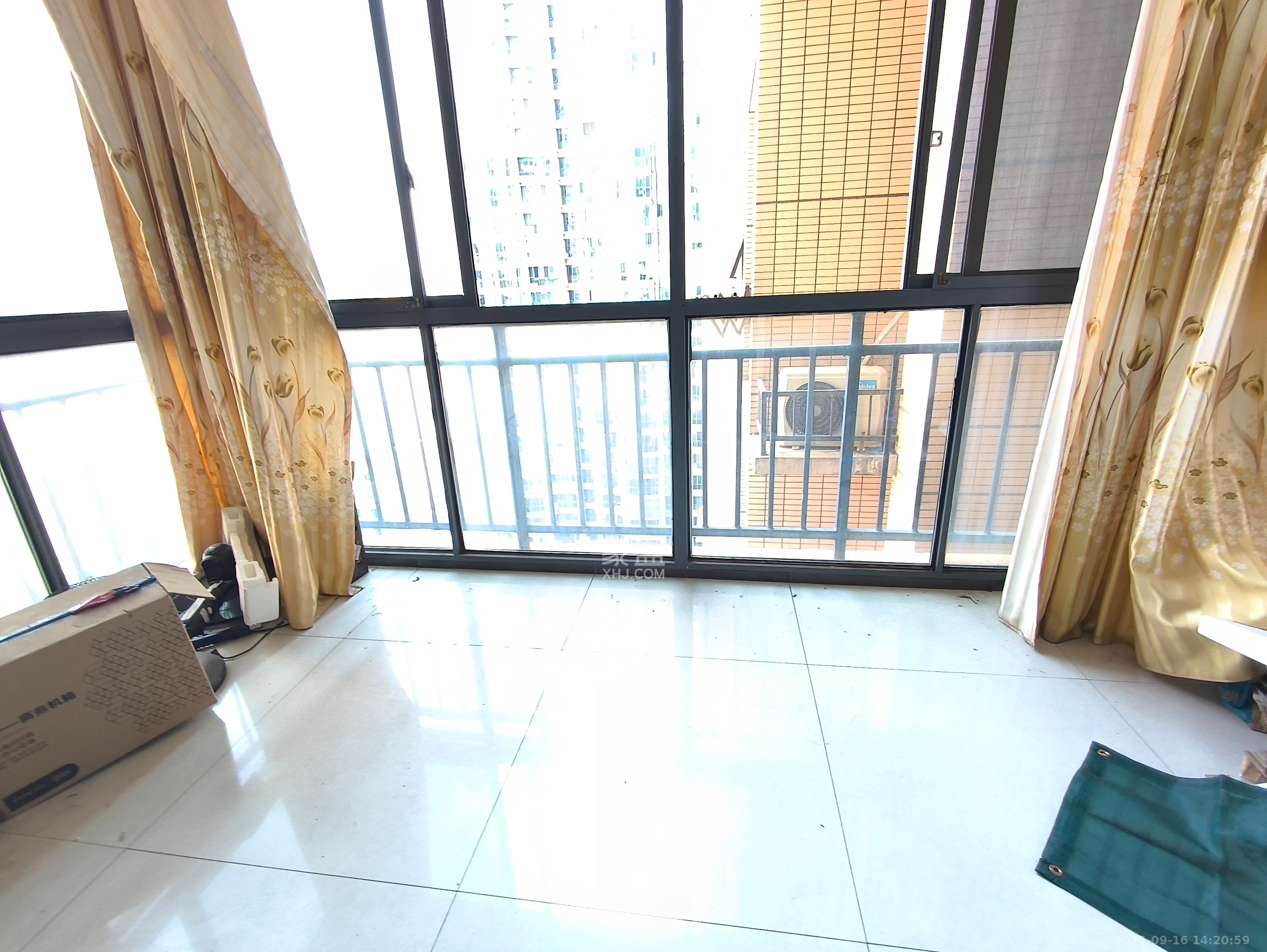 融圣国际  3室2厅2卫    3600.0元/月室内图