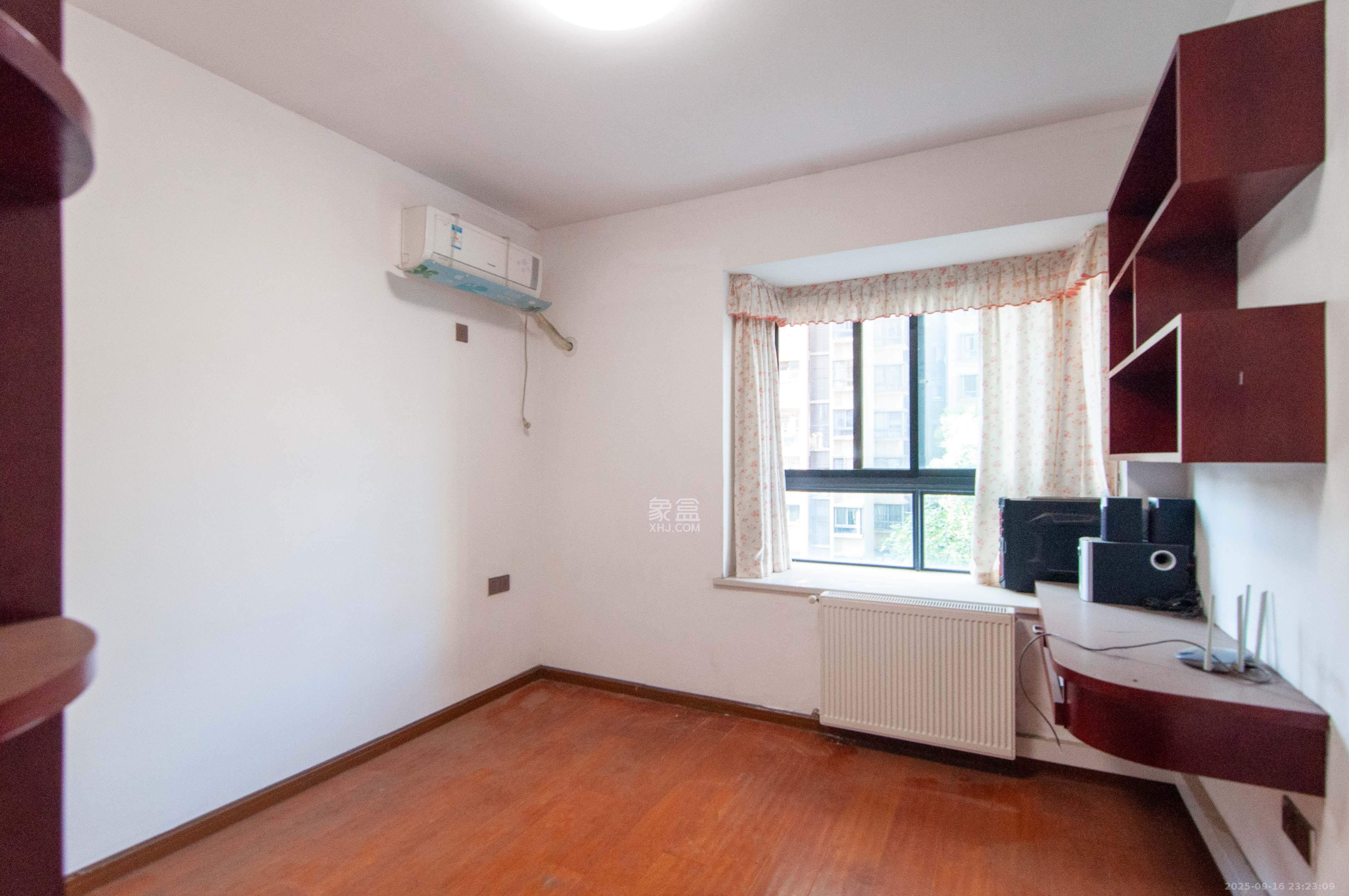 高鑫麓城 3室2厅2卫 139.0万 高鑫麓城 3室2厅2卫 139.0万其他