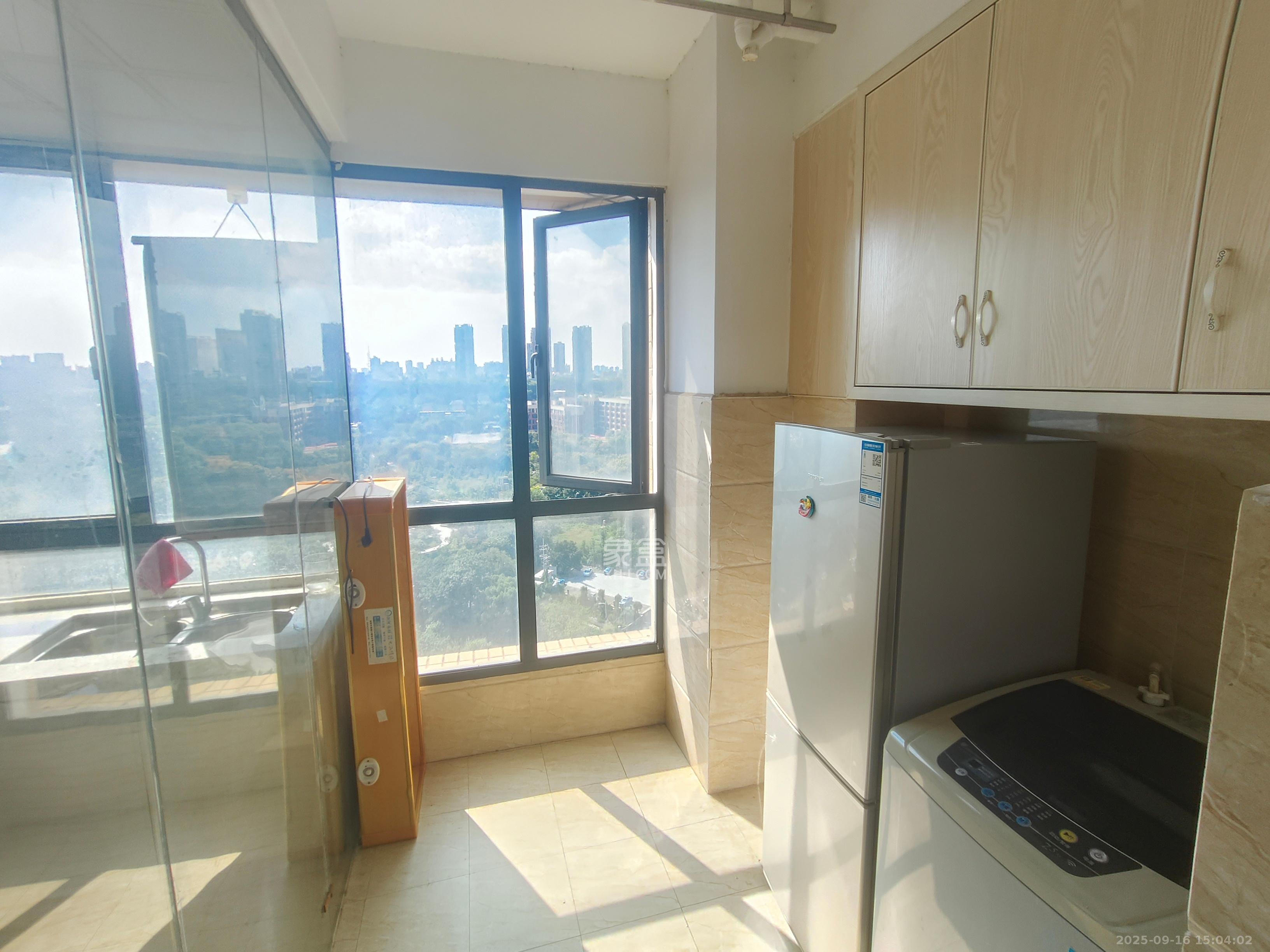 五矿万境水岸二期(五矿万境水岸和苑) 1室1厅1卫 1400.0元/月 五矿万境水岸二期(五矿万境水岸和苑) 1室1厅1卫 1400.0元/月室内图