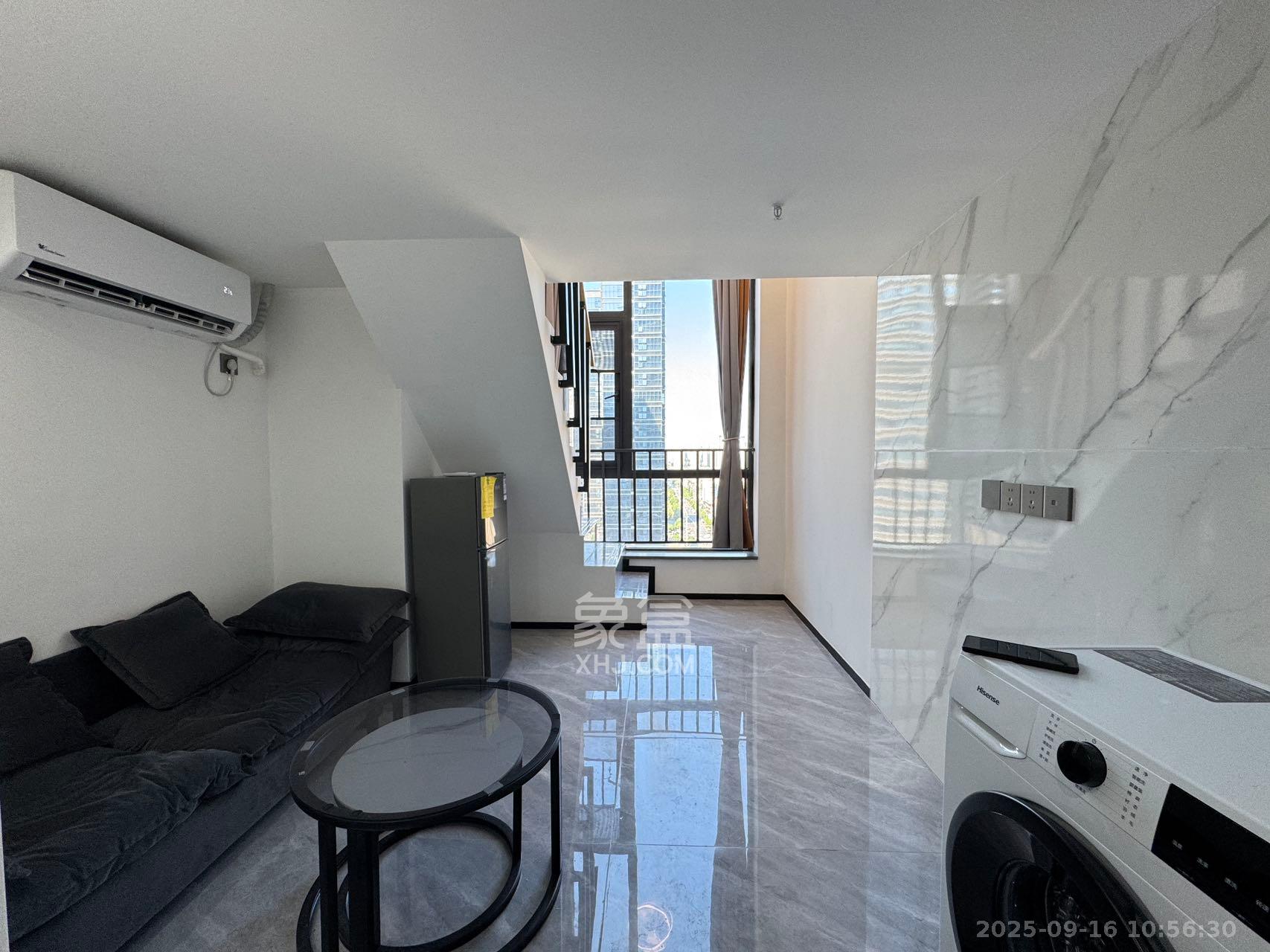 卓越中寰 1室1厅1卫 2000.0元/月 卓越中寰 1室1厅1卫 2000.0元/月室内图