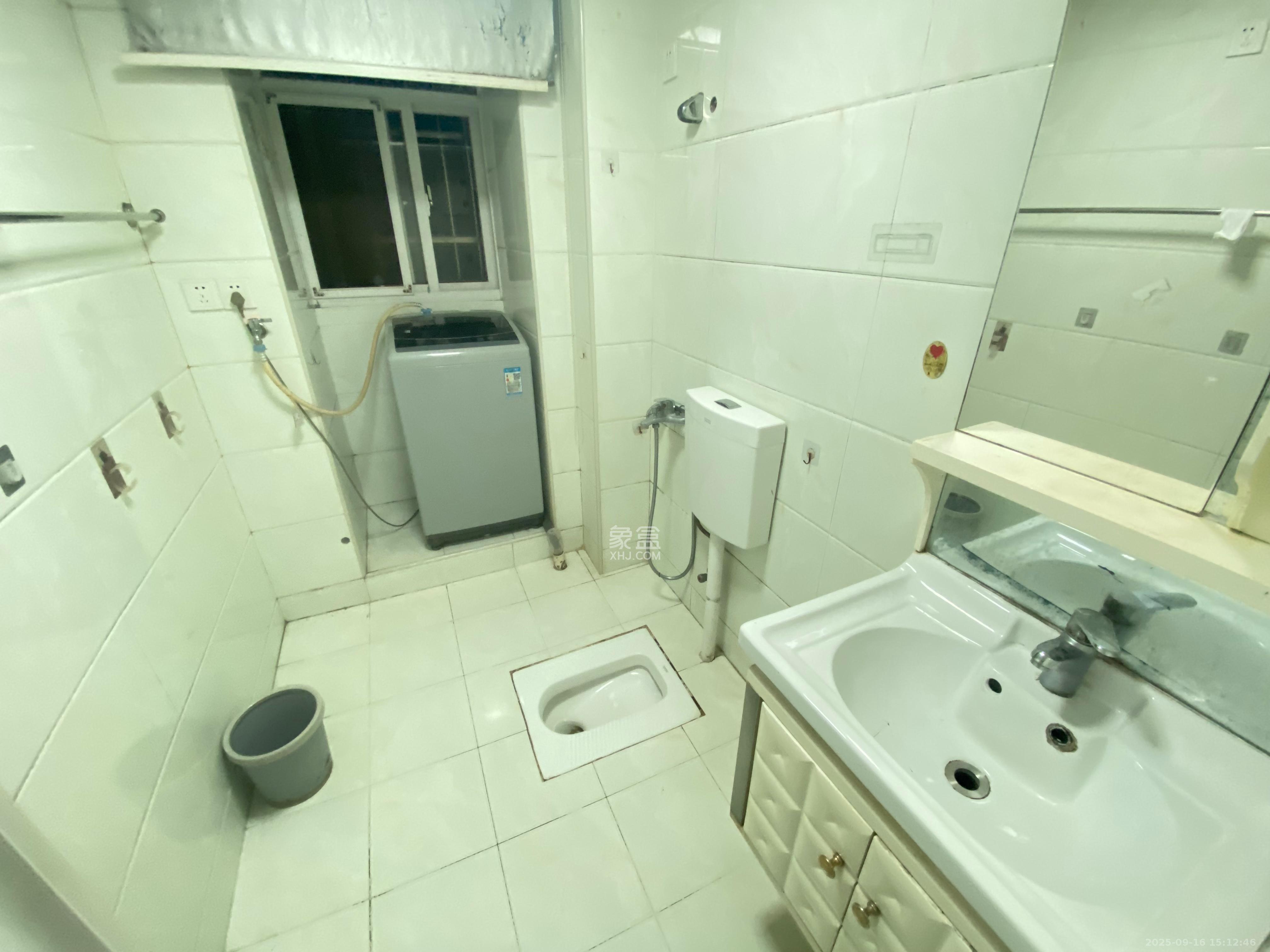 浦沅生活一区  2室1厅1卫    1700.0元/月室内图